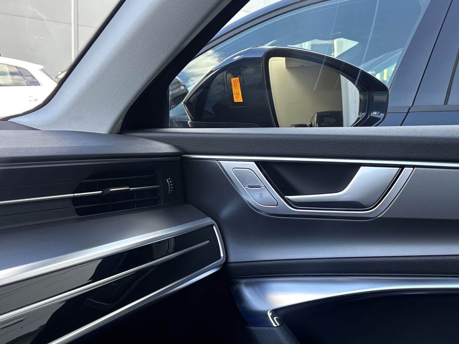 Audi A6 allroad - zdjęcie 29