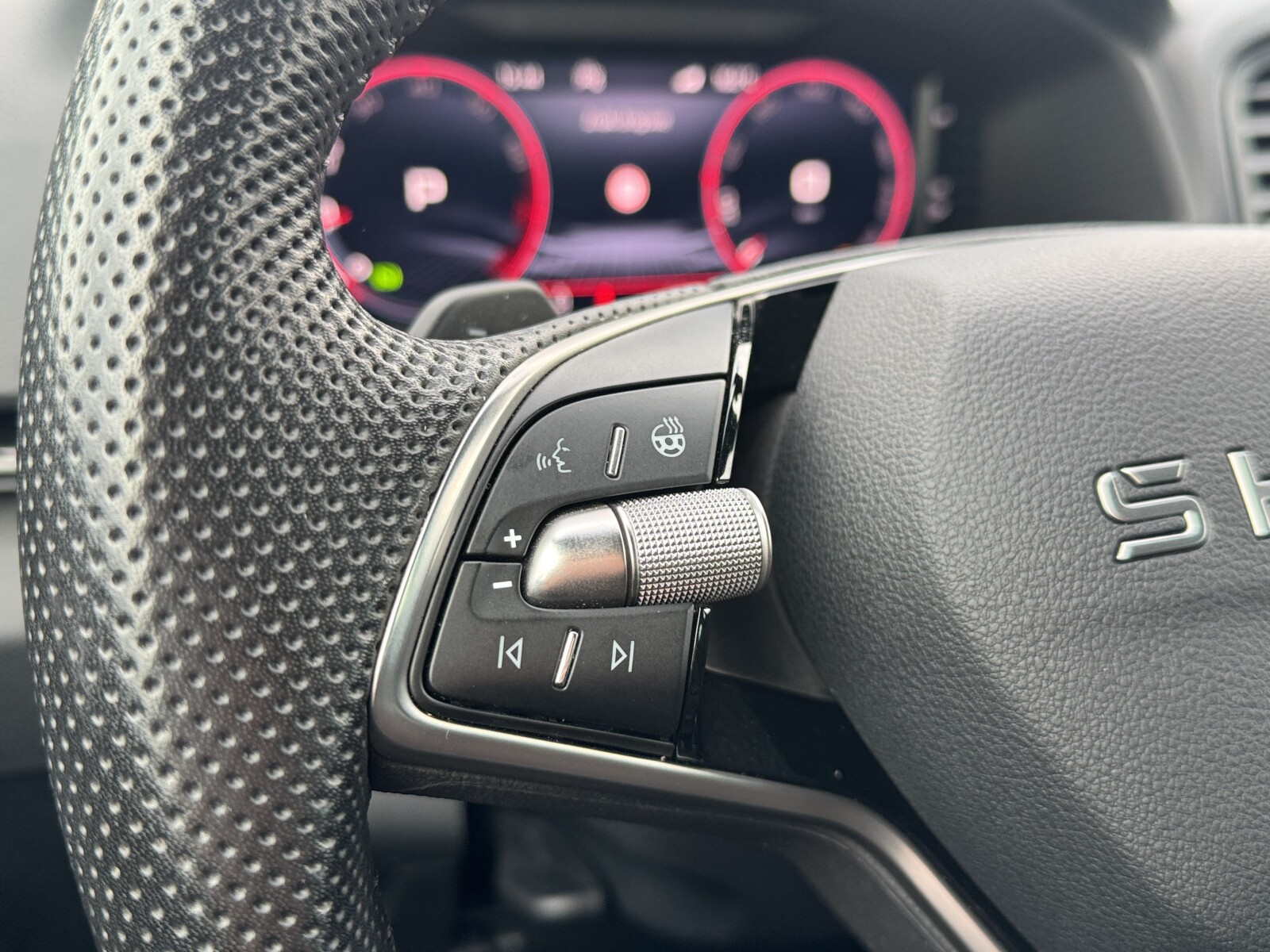 Škoda Karoq - zdjęcie 12