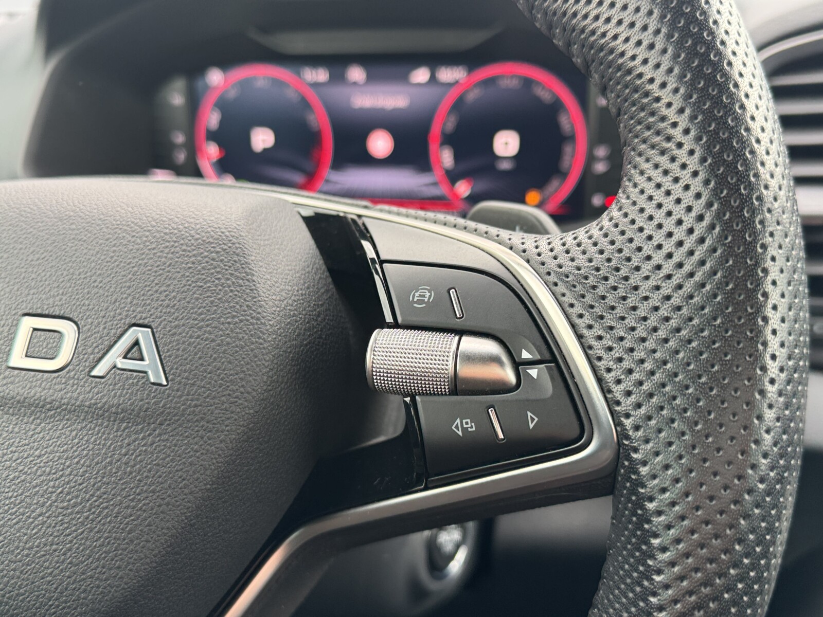 Škoda Karoq - zdjęcie 13