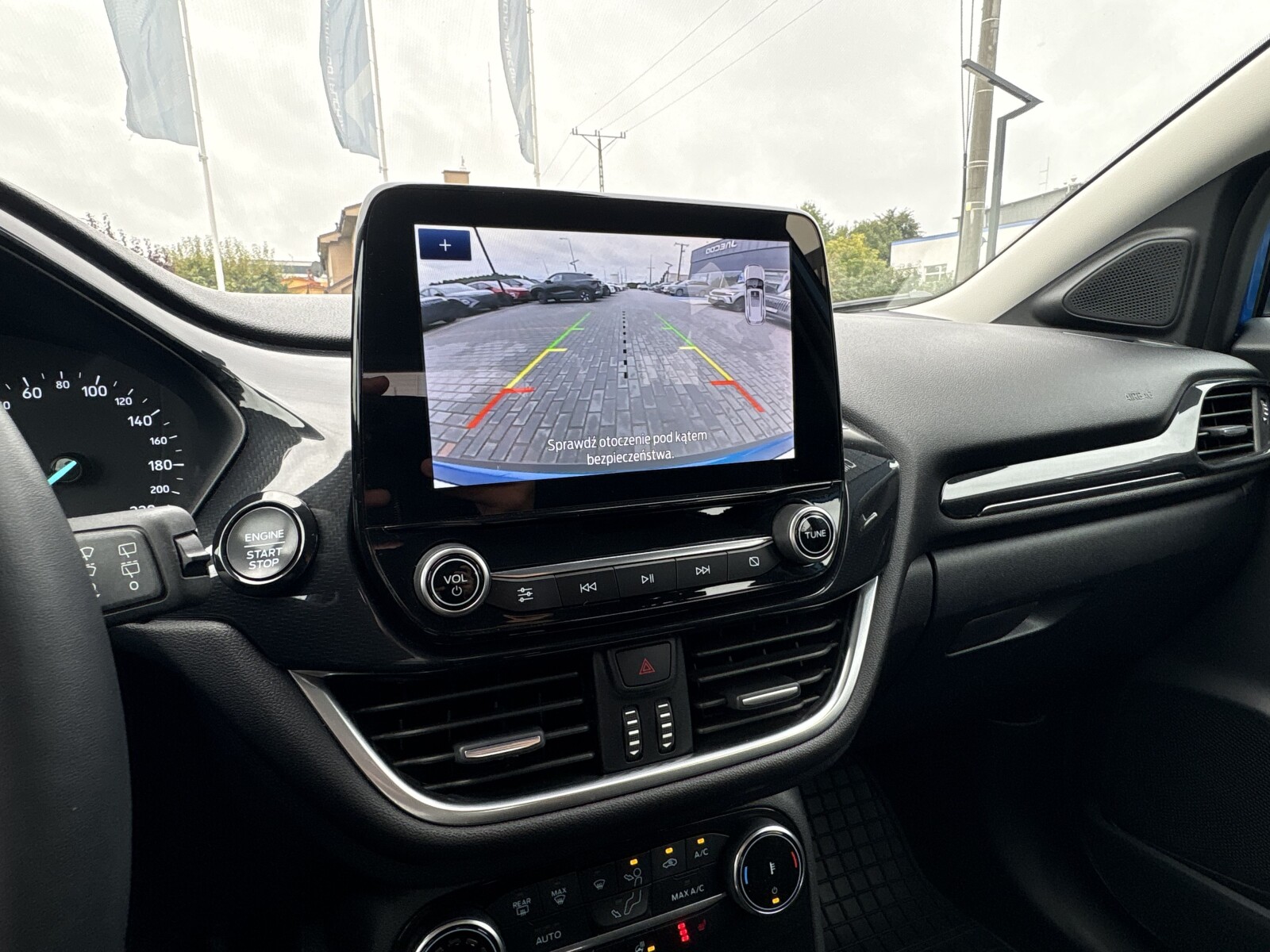 Ford Puma - zdjęcie 17