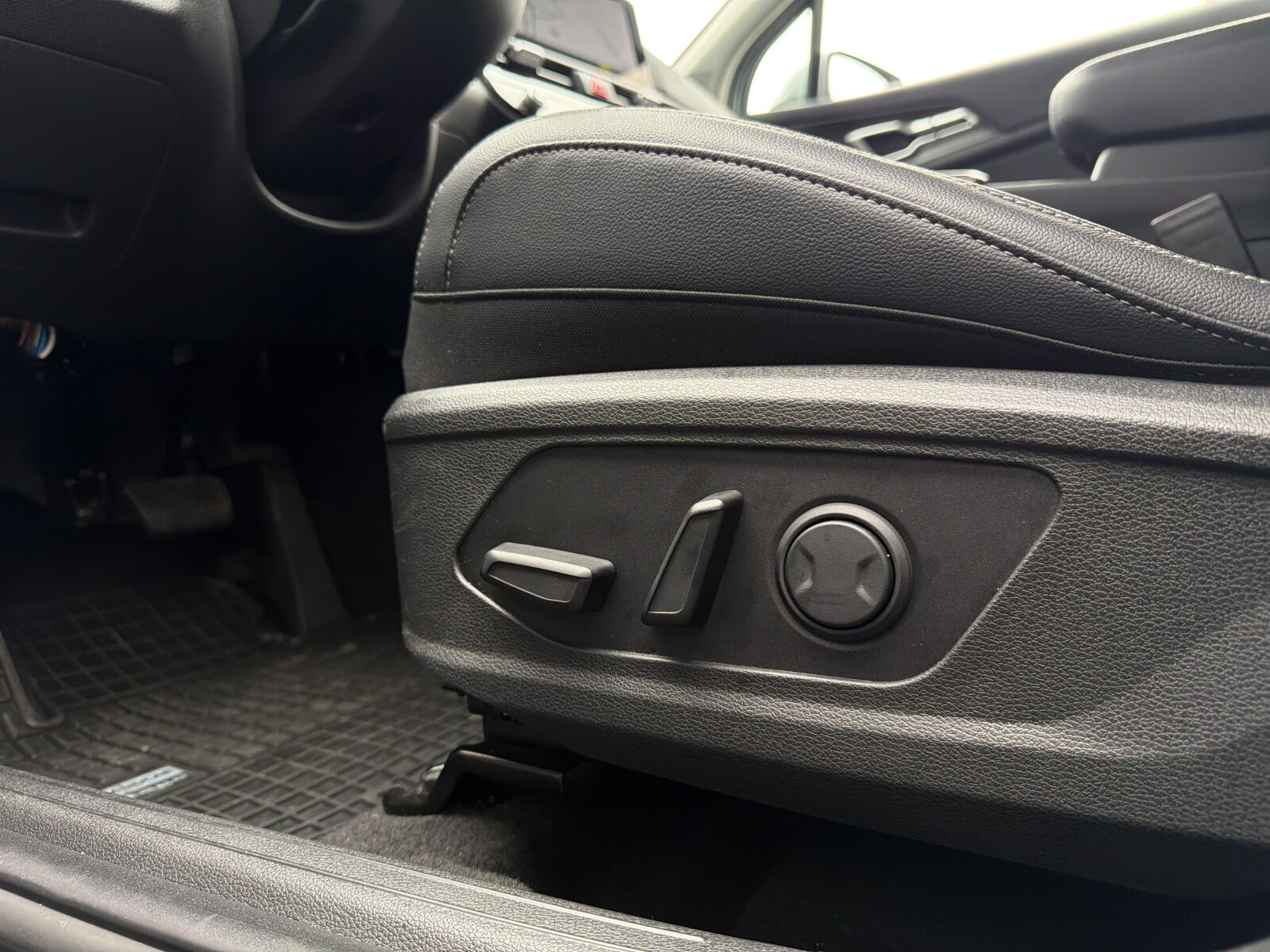Kia Sportage - zdjęcie 11