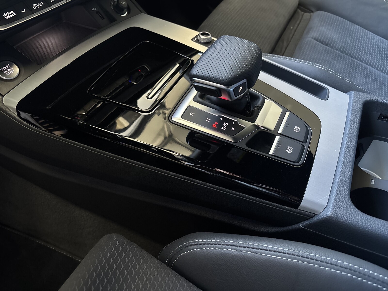 Audi Q5 Sportback - zdjęcie 11