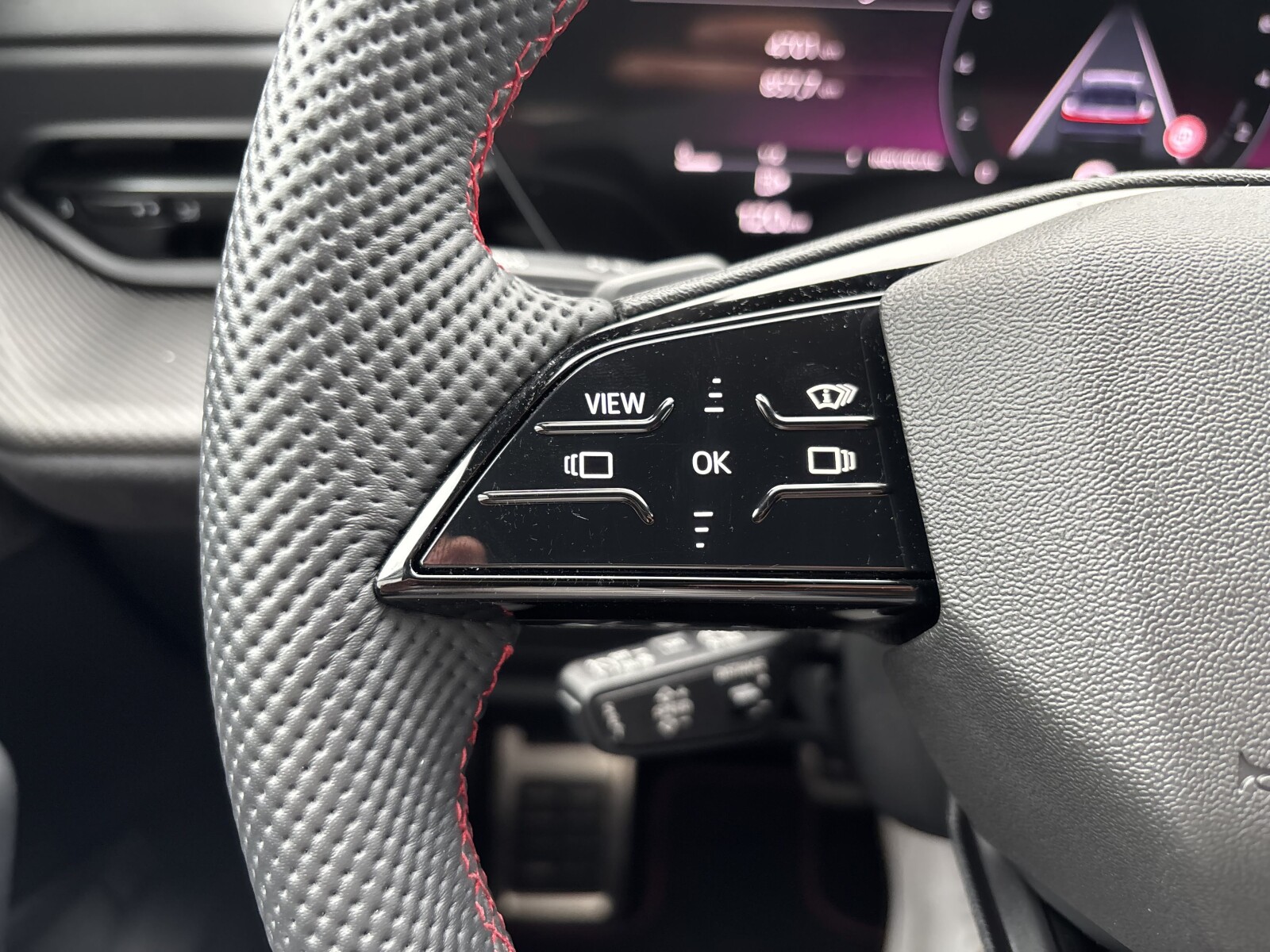 Audi SQ5 - zdjęcie 11