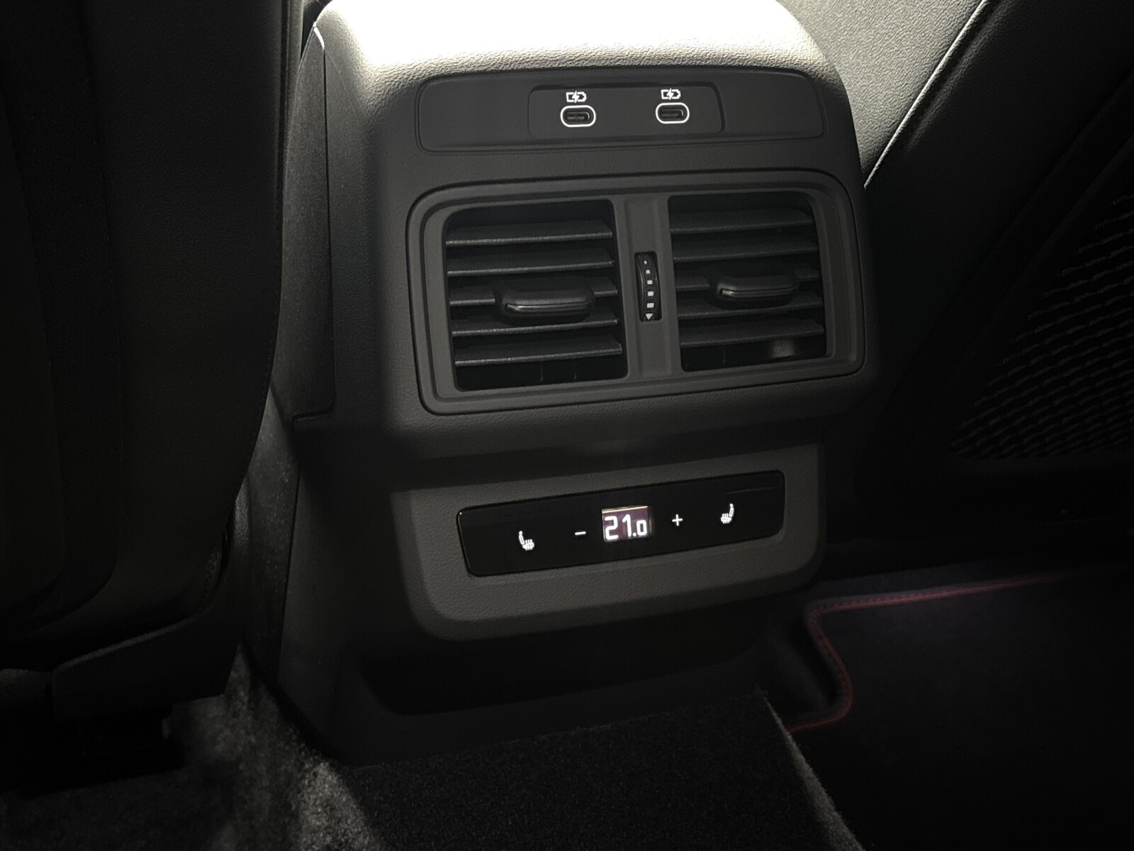 Audi SQ5 - zdjęcie 32