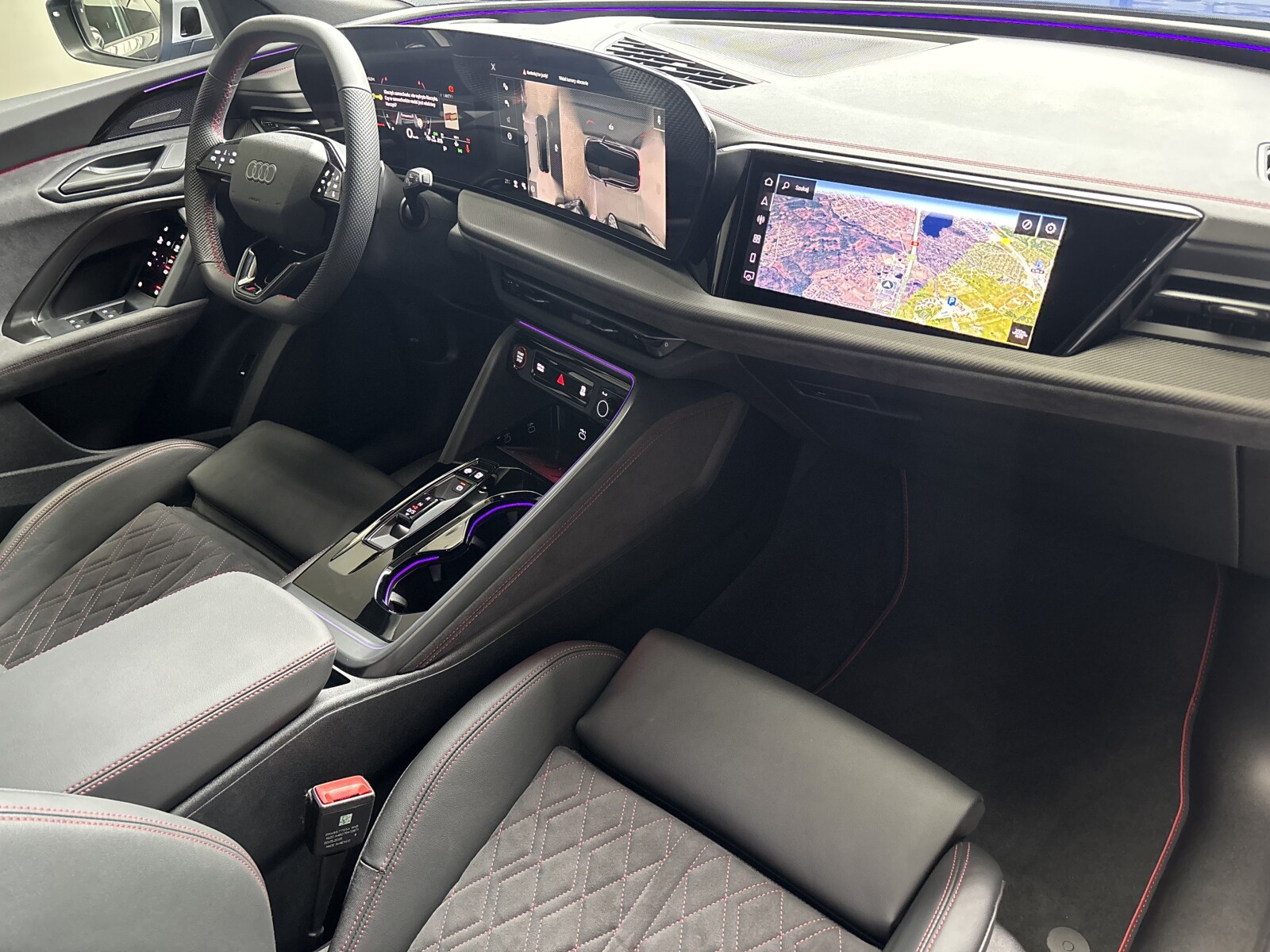 Audi SQ5 - zdjęcie 37