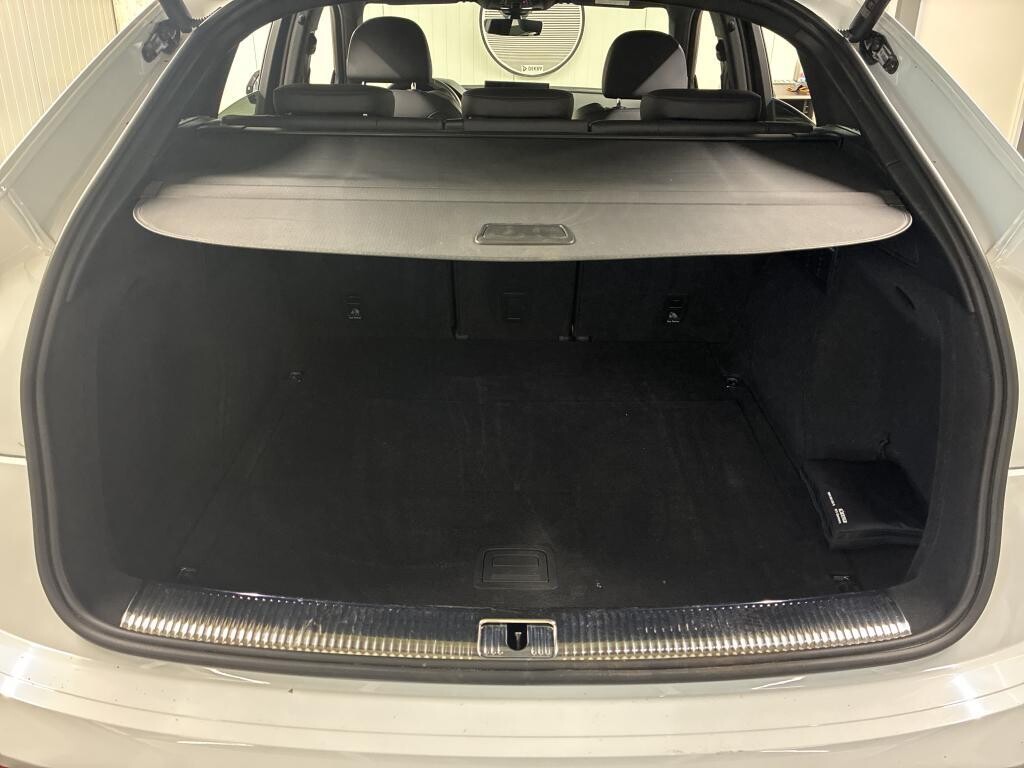 Audi Q5 Sportback - zdjęcie 8