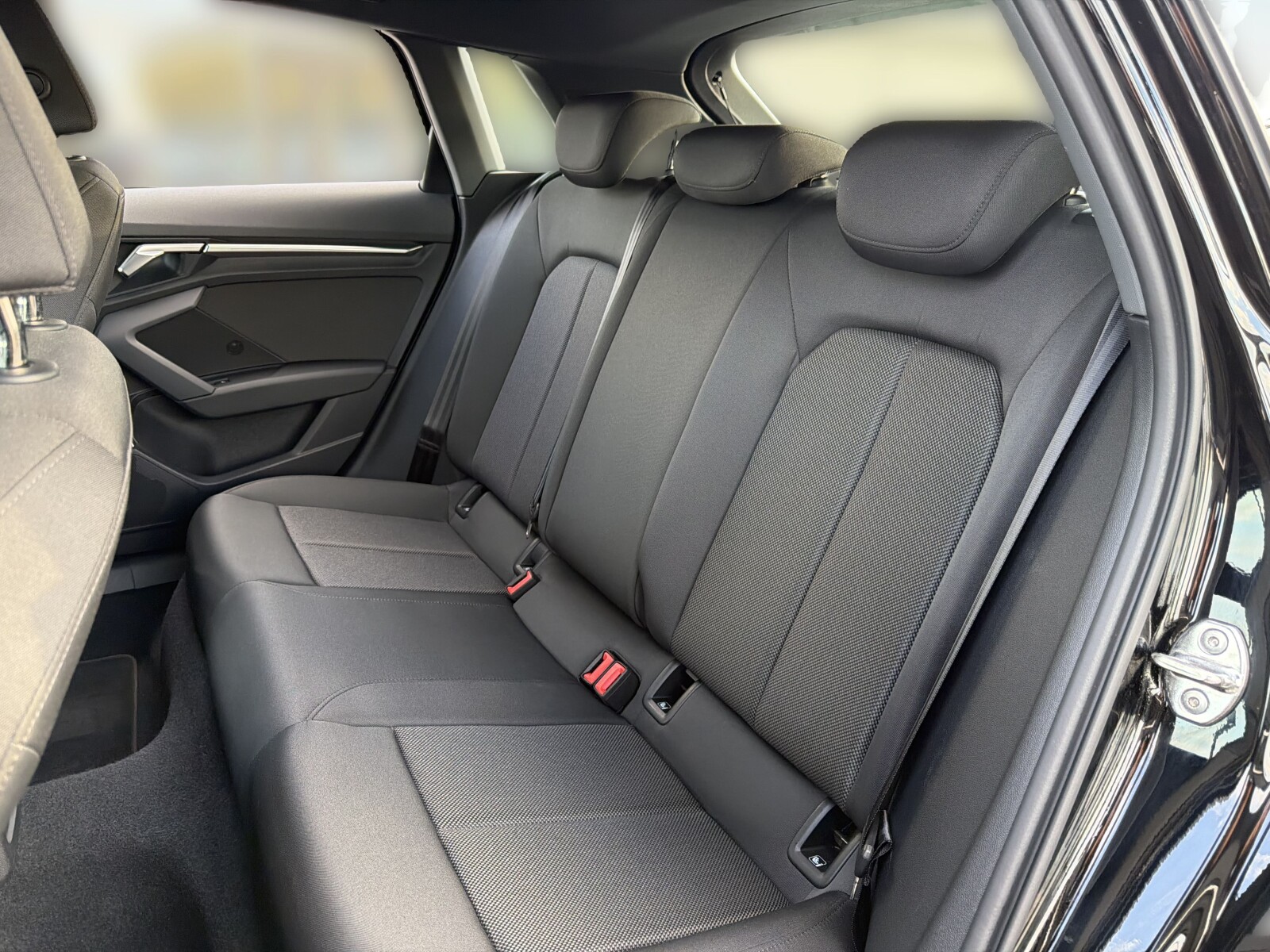 Audi A3 Sportback - zdjęcie 22