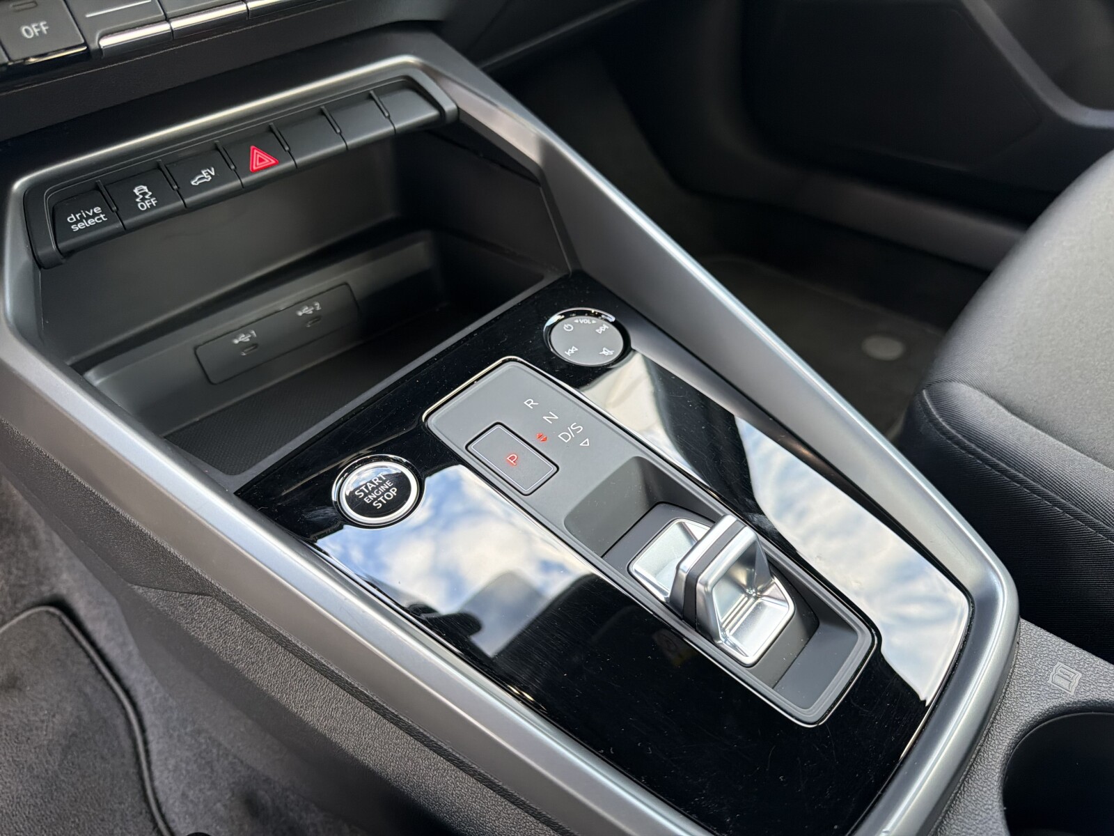 Audi A3 Sportback - zdjęcie 14