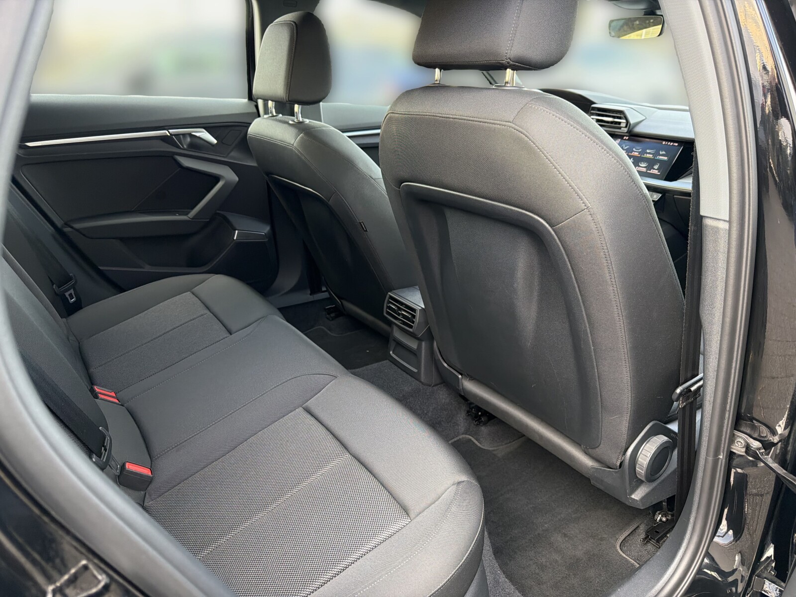Audi A3 Sportback - zdjęcie 19
