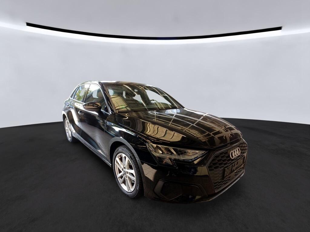 Audi A3 Sportback - zdjęcie 2