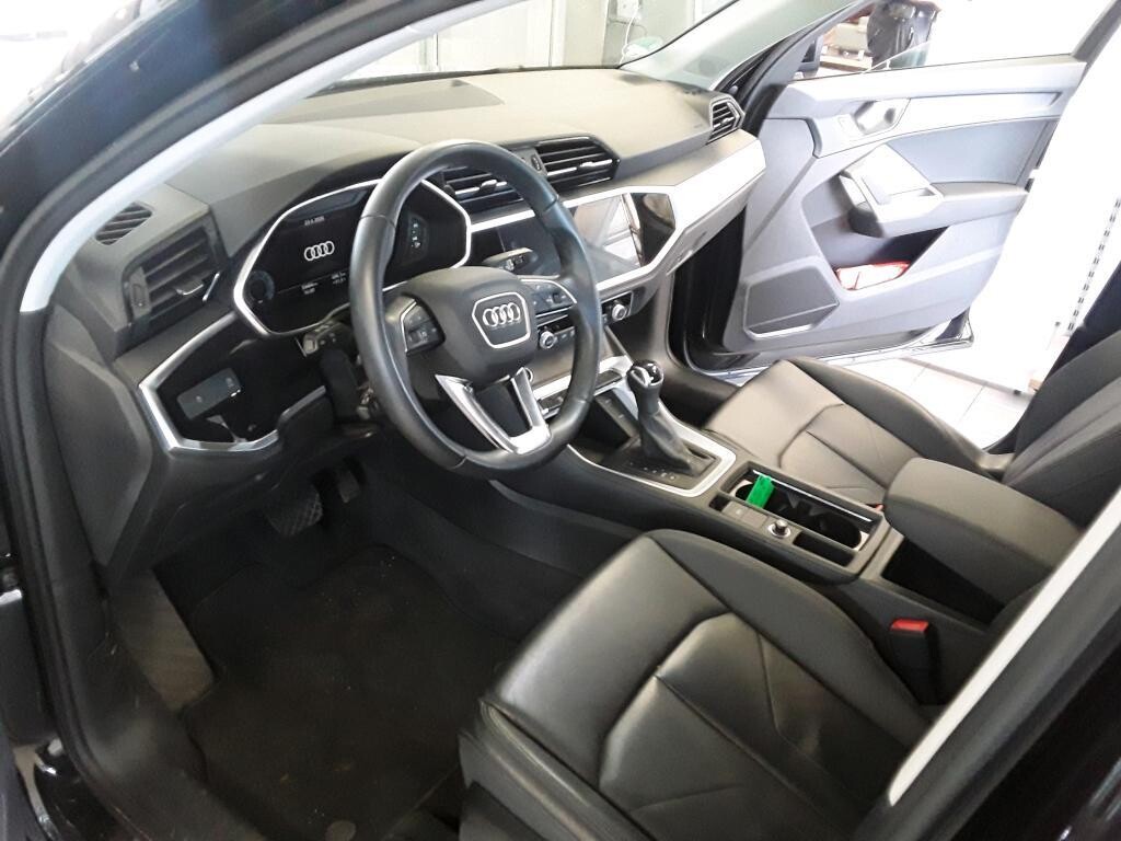 Audi Q3 - zdjęcie 12