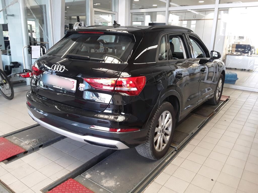 Audi Q3 - zdjęcie 11