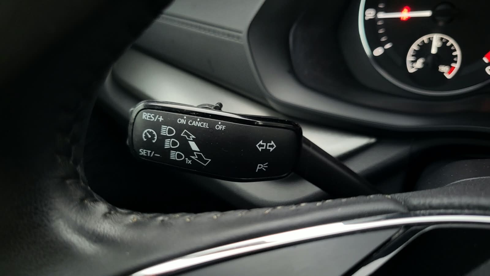 Škoda Octavia Combi - zdjęcie 19