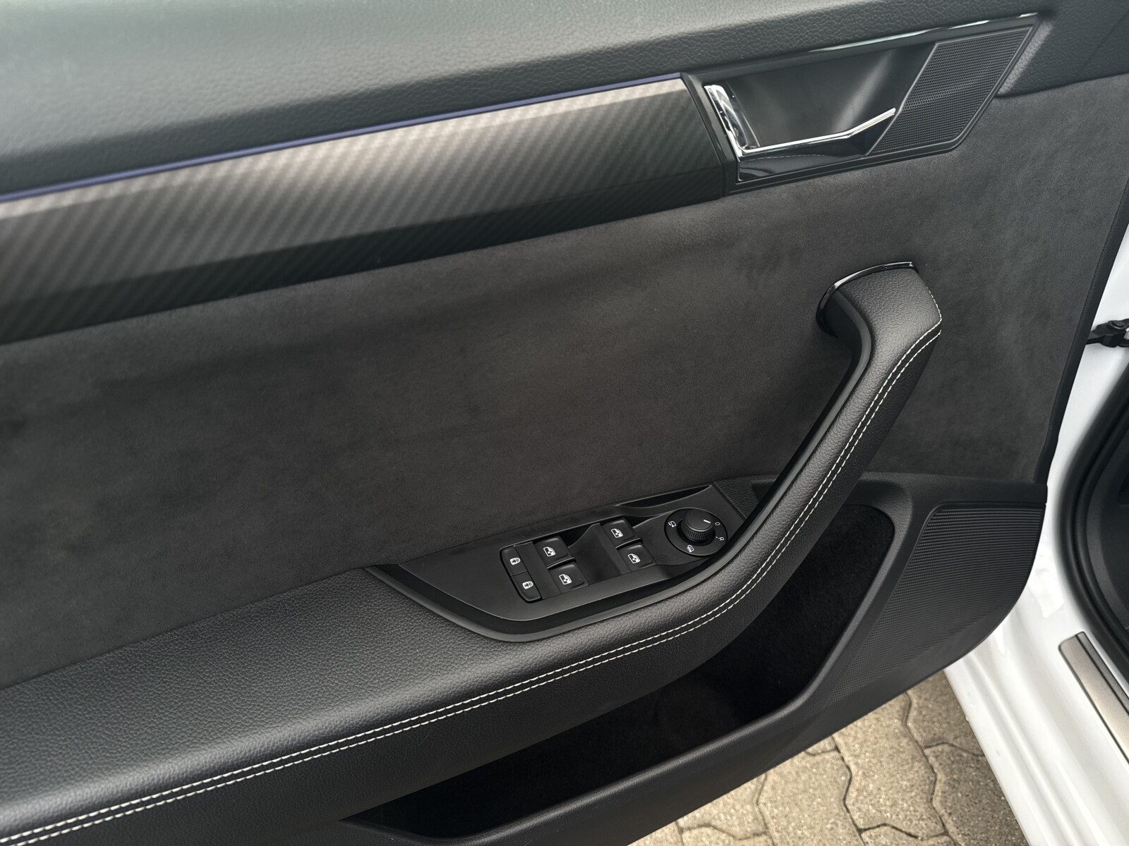 Škoda Superb - zdjęcie 10