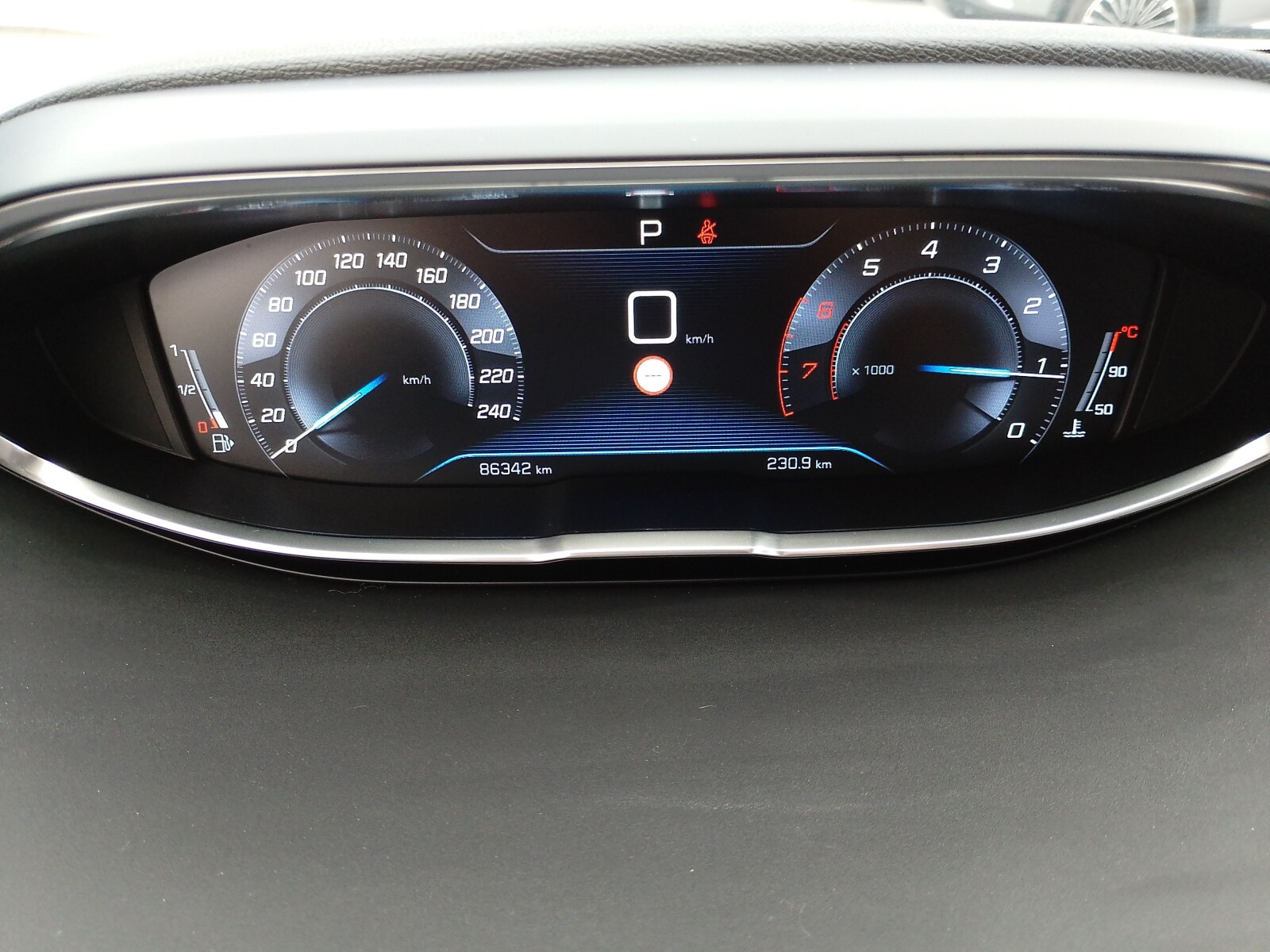 Peugeot 3008 - zdjęcie 16