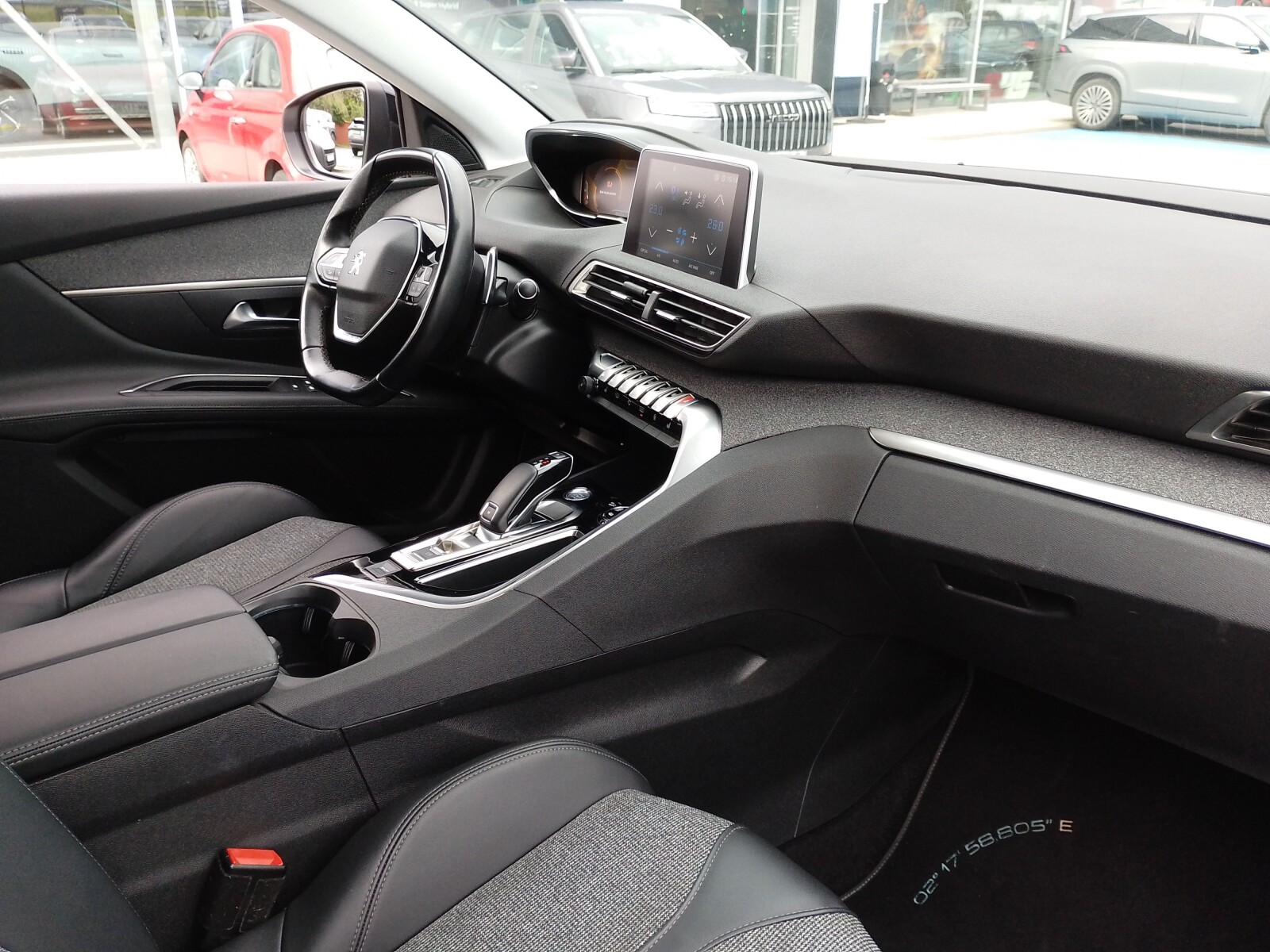 Peugeot 3008 - zdjęcie 26