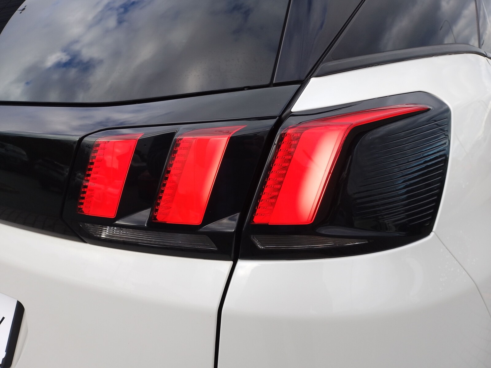 Peugeot 3008 - zdjęcie 32
