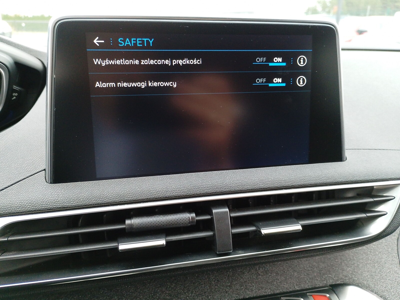 Peugeot 3008 - zdjęcie 22