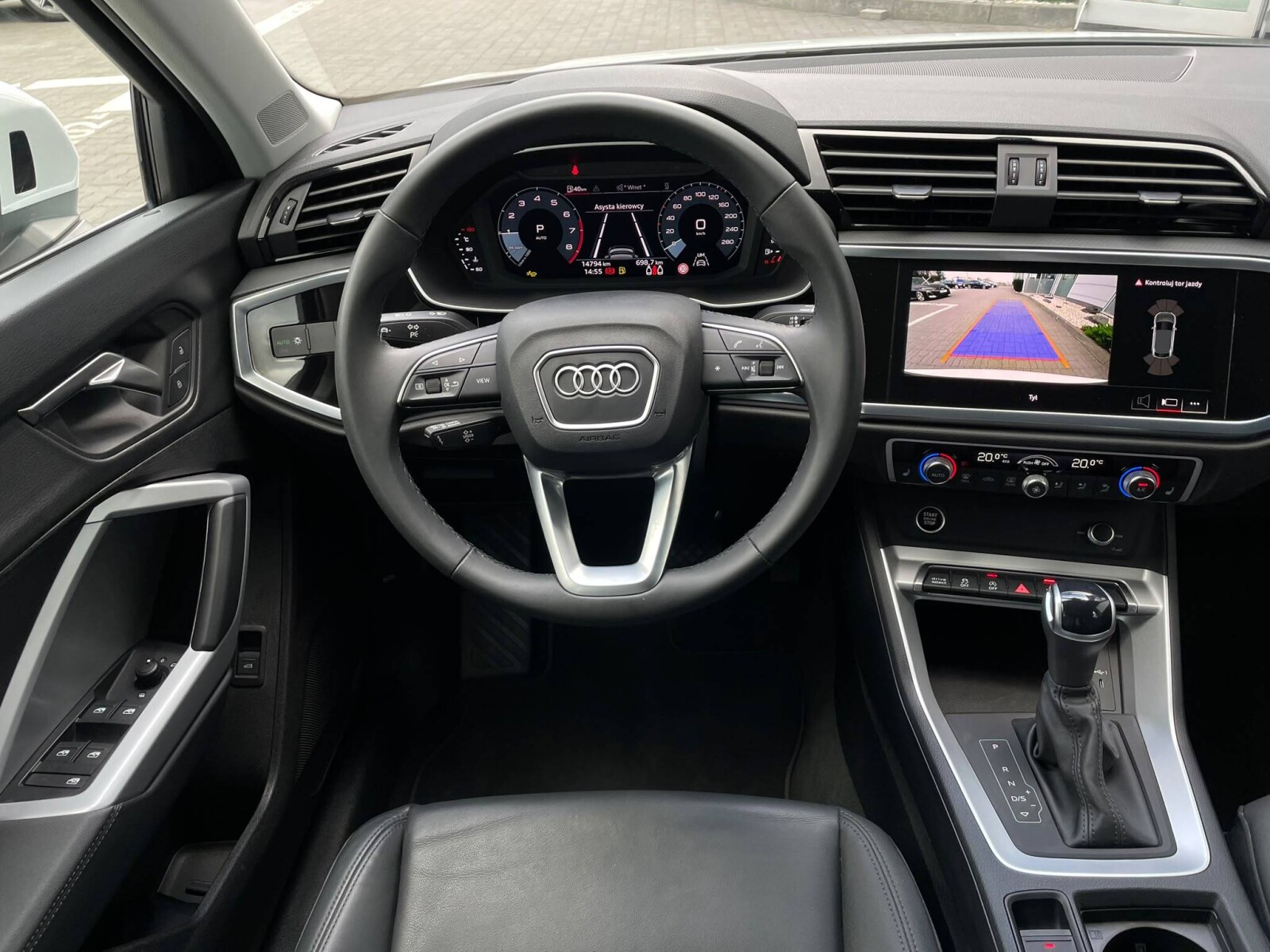 Audi Q3 Sportback - zdjęcie 15