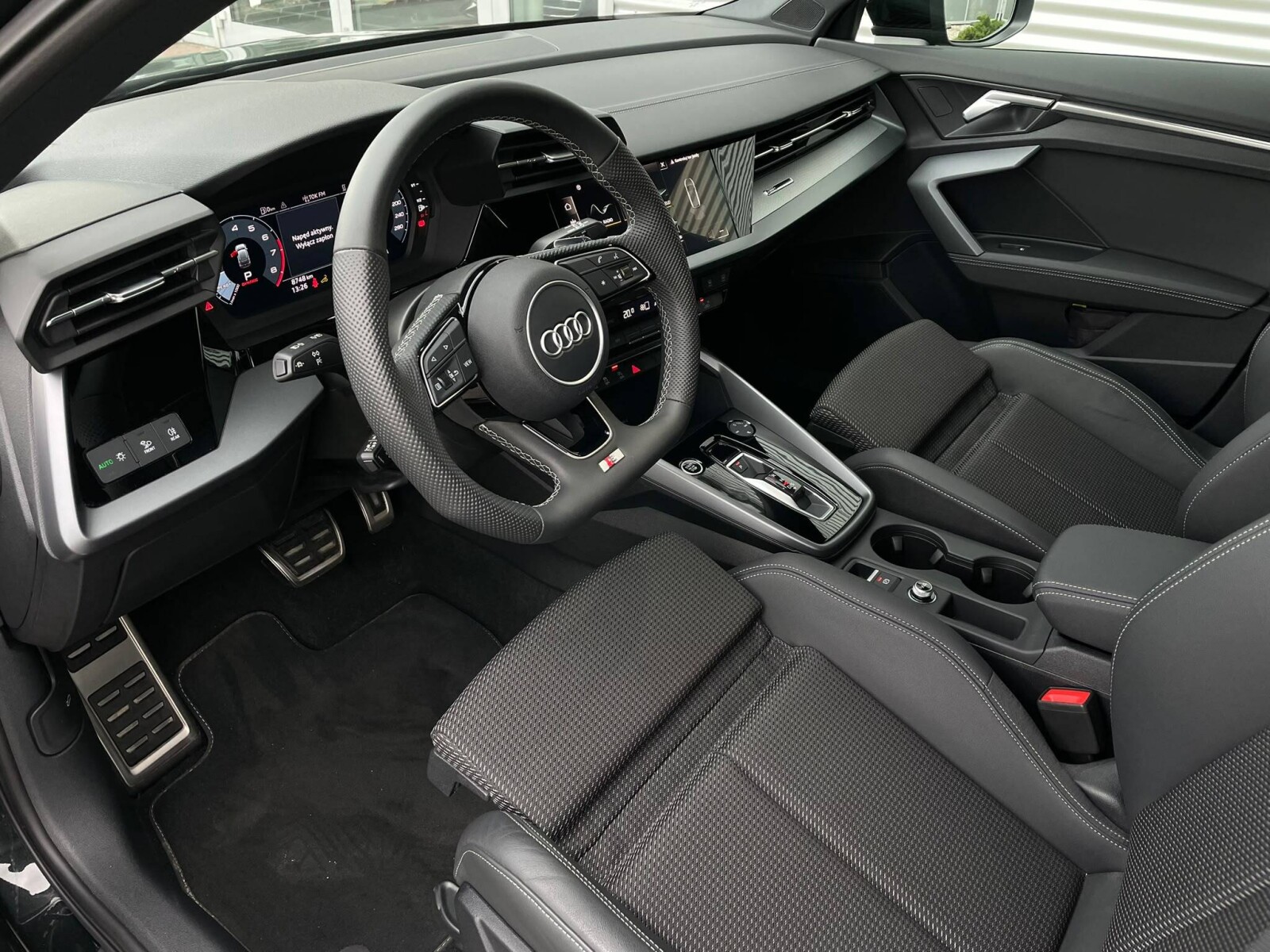 Audi A3 Sportback - zdjęcie 16