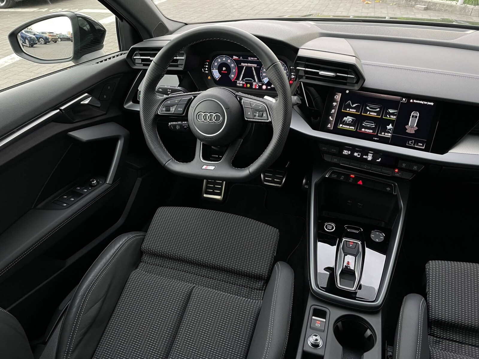 Audi A3 Sportback - zdjęcie 12