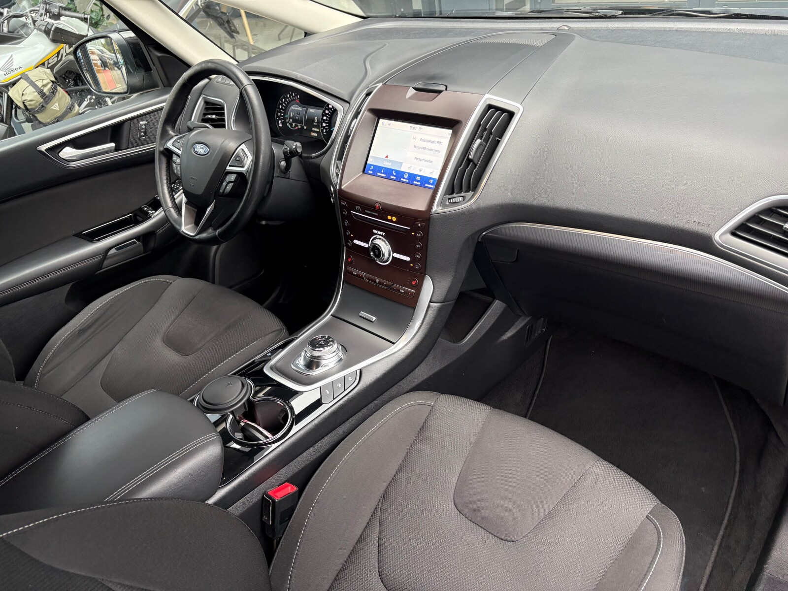 Ford S-MAX - zdjęcie 15