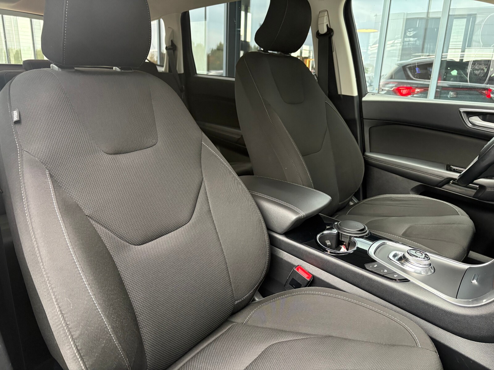 Ford S-MAX - zdjęcie 16