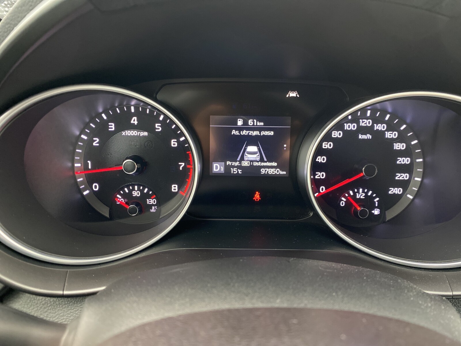 Kia XCeed - zdjęcie 24