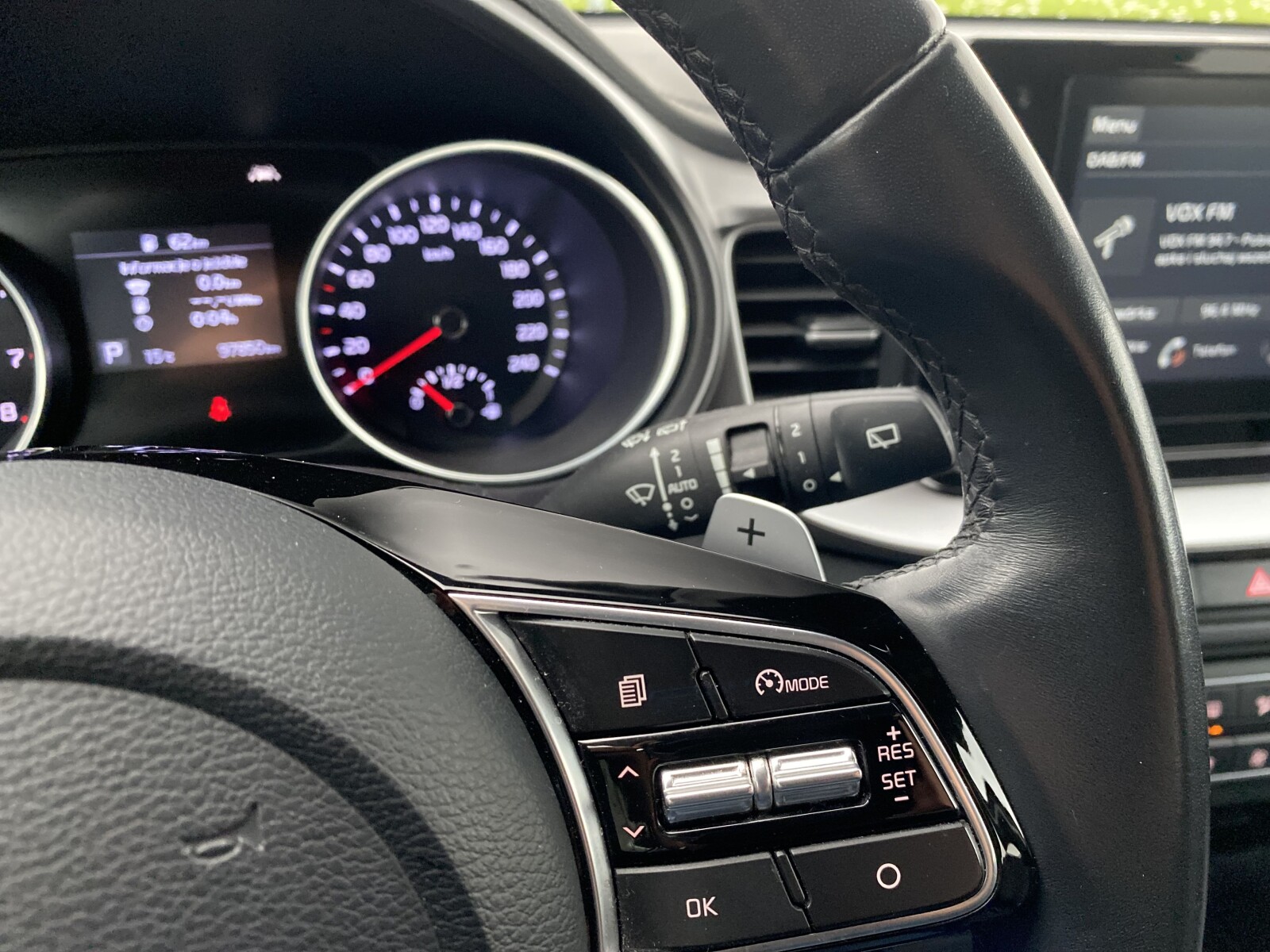 Kia XCeed - zdjęcie 17