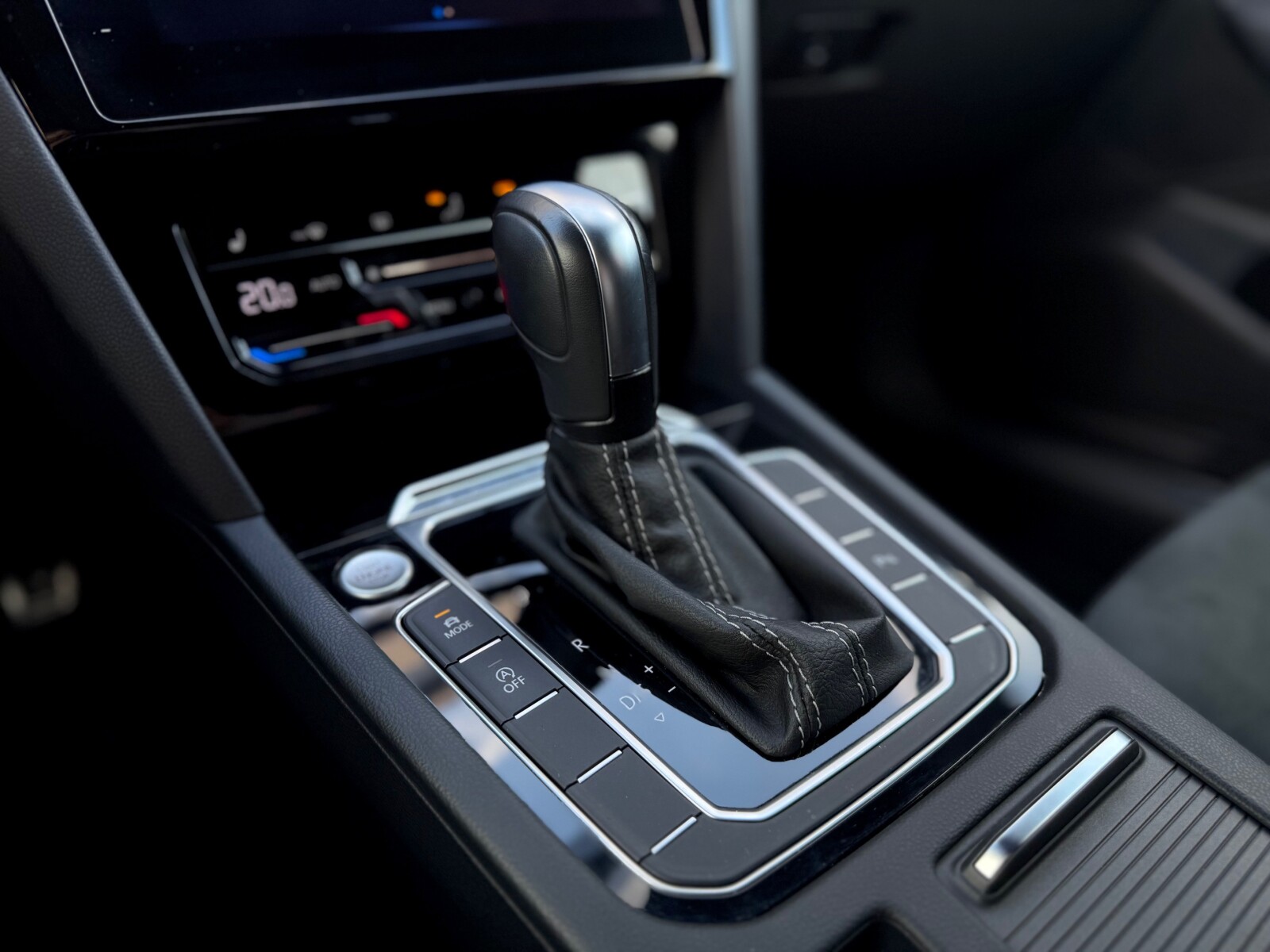 Volkswagen Arteon Shooting Brake - zdjęcie 29