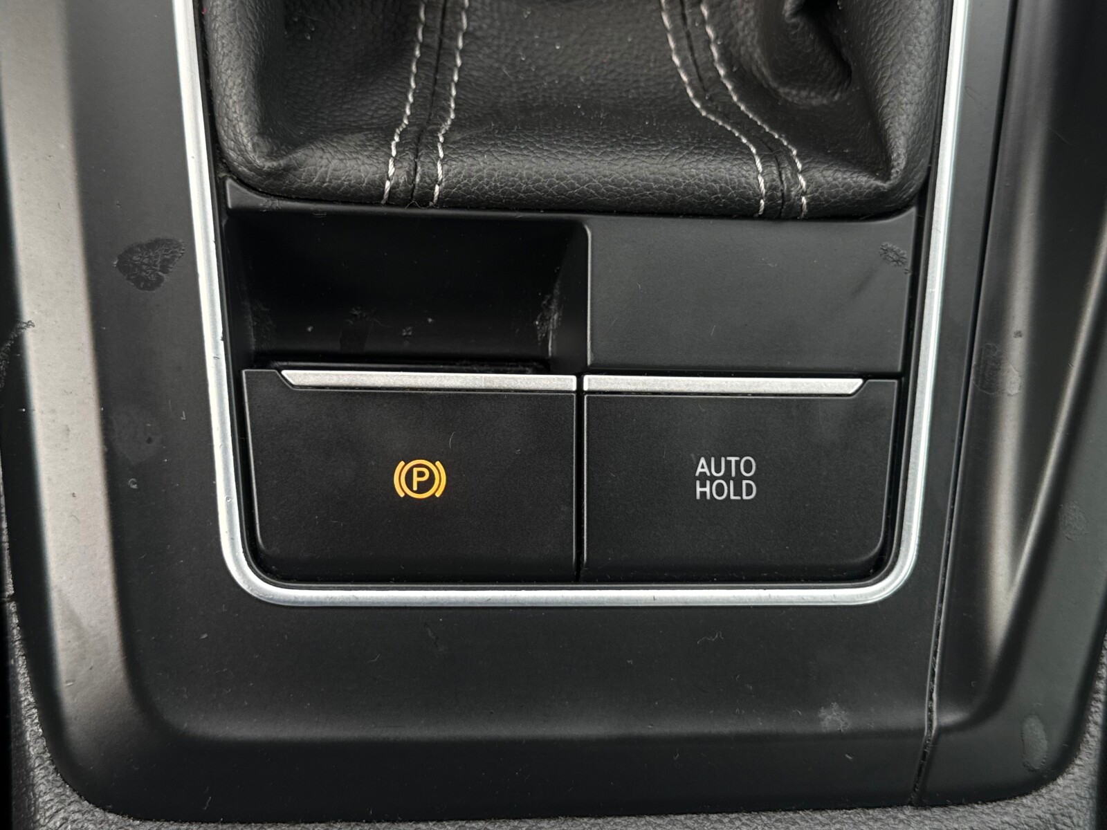 Volkswagen Golf - zdjęcie 19