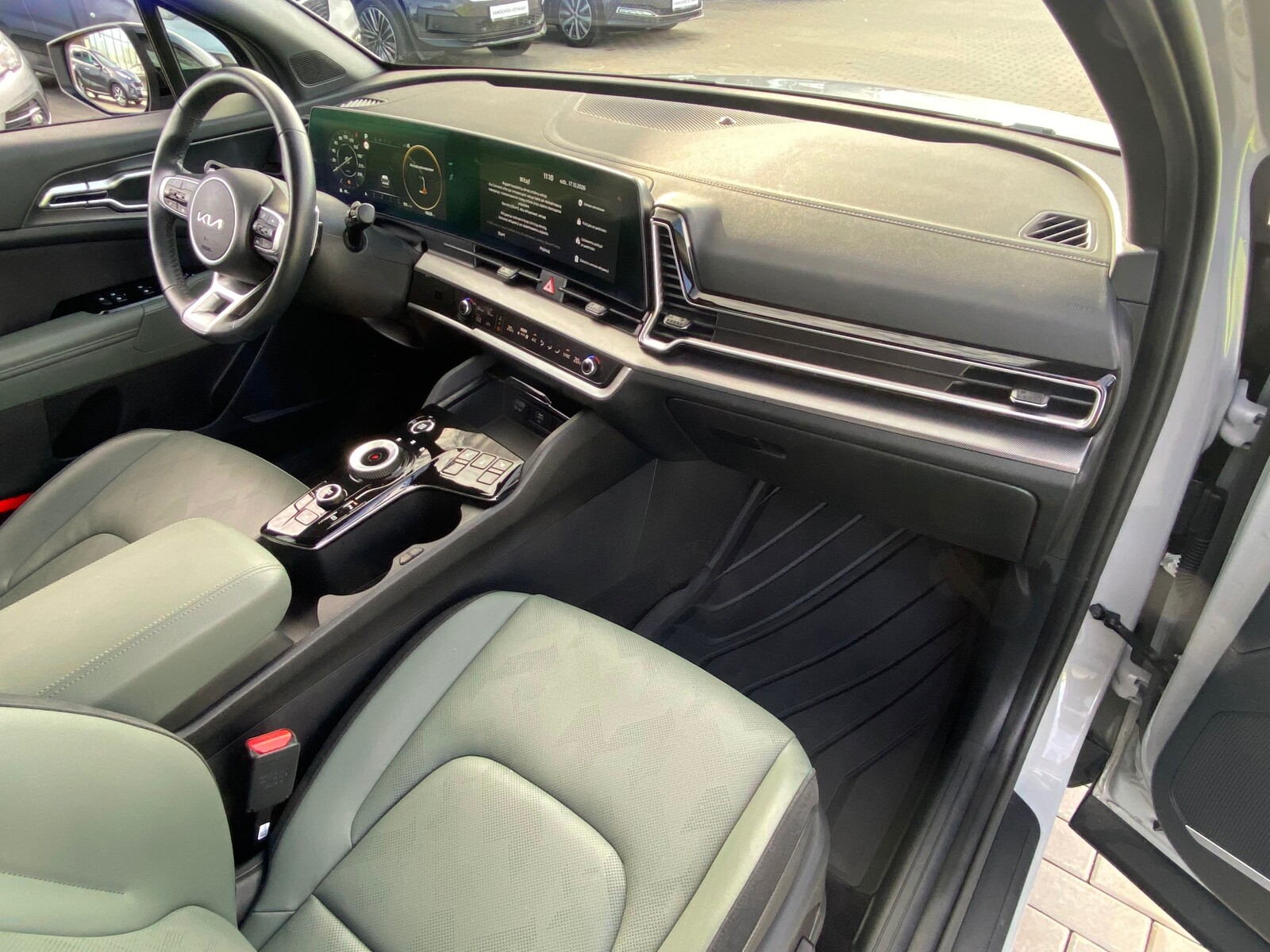 Kia Sportage - zdjęcie 17