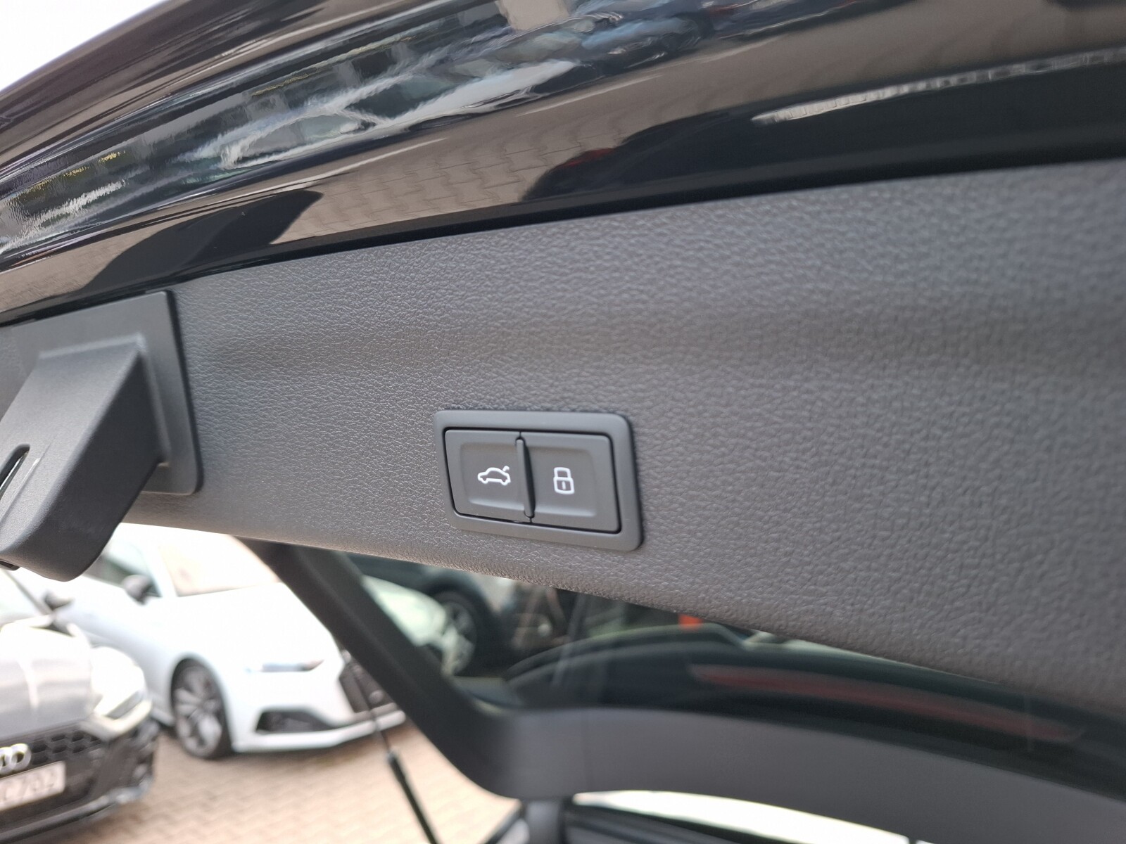 Audi A6 Avant - zdjęcie 21