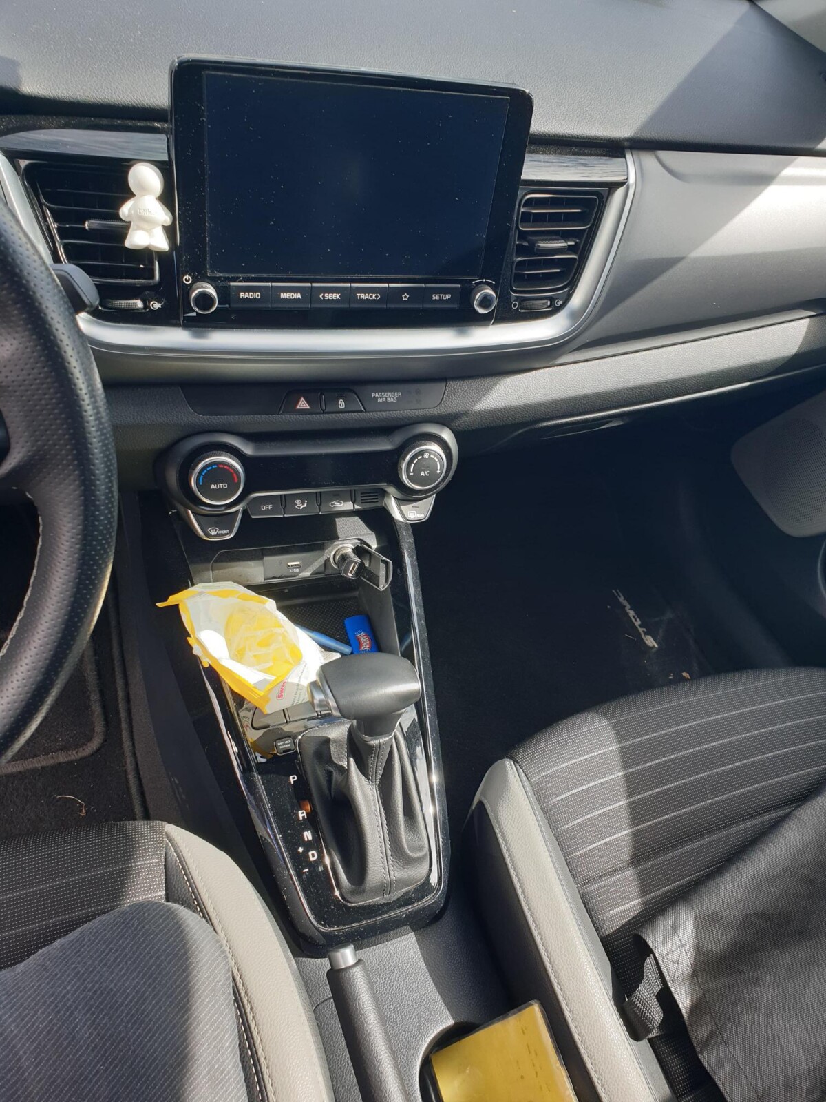 Kia Stonic - zdjęcie 4