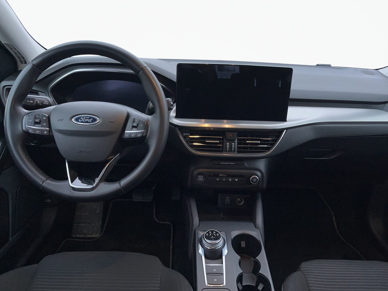 Ford Focus - zdjęcie 15