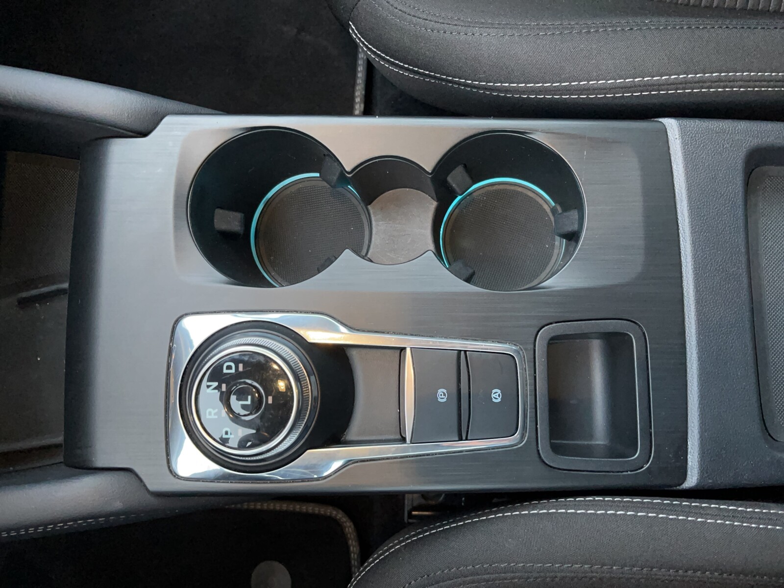 Ford Focus - zdjęcie 25