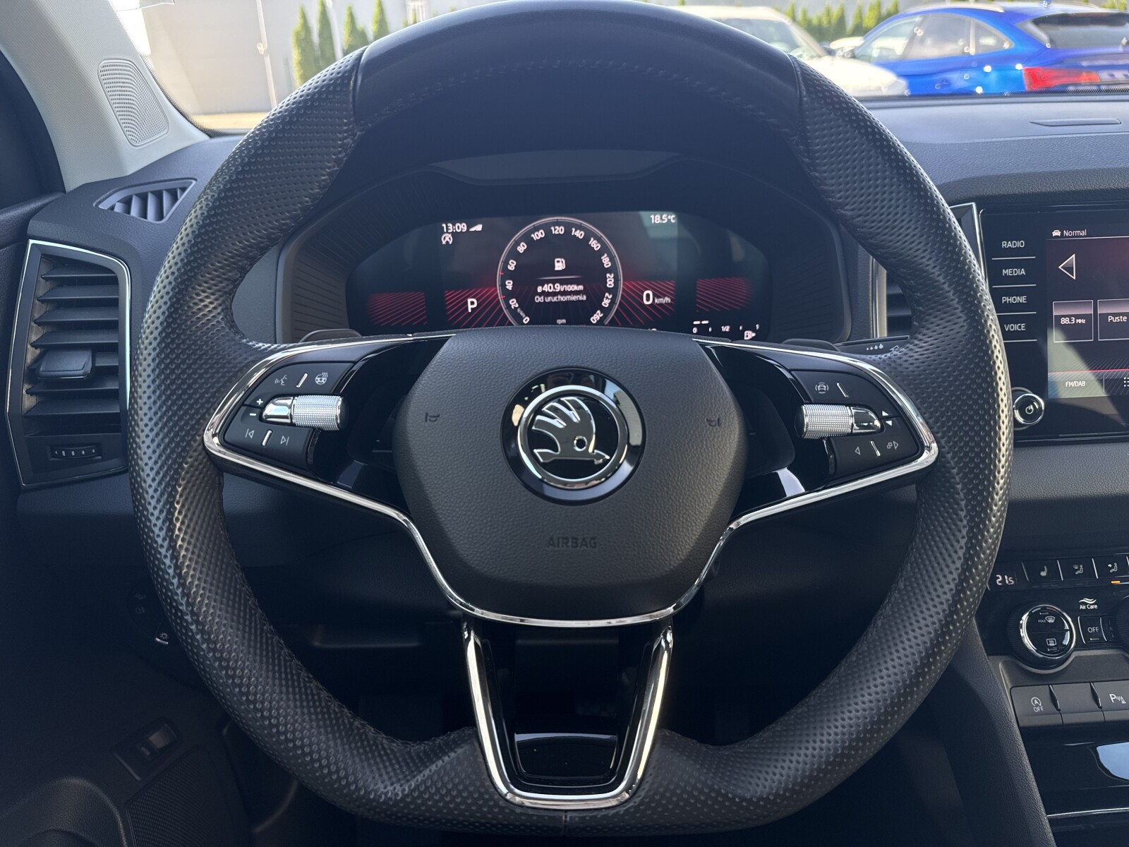 Škoda Karoq - zdjęcie 17