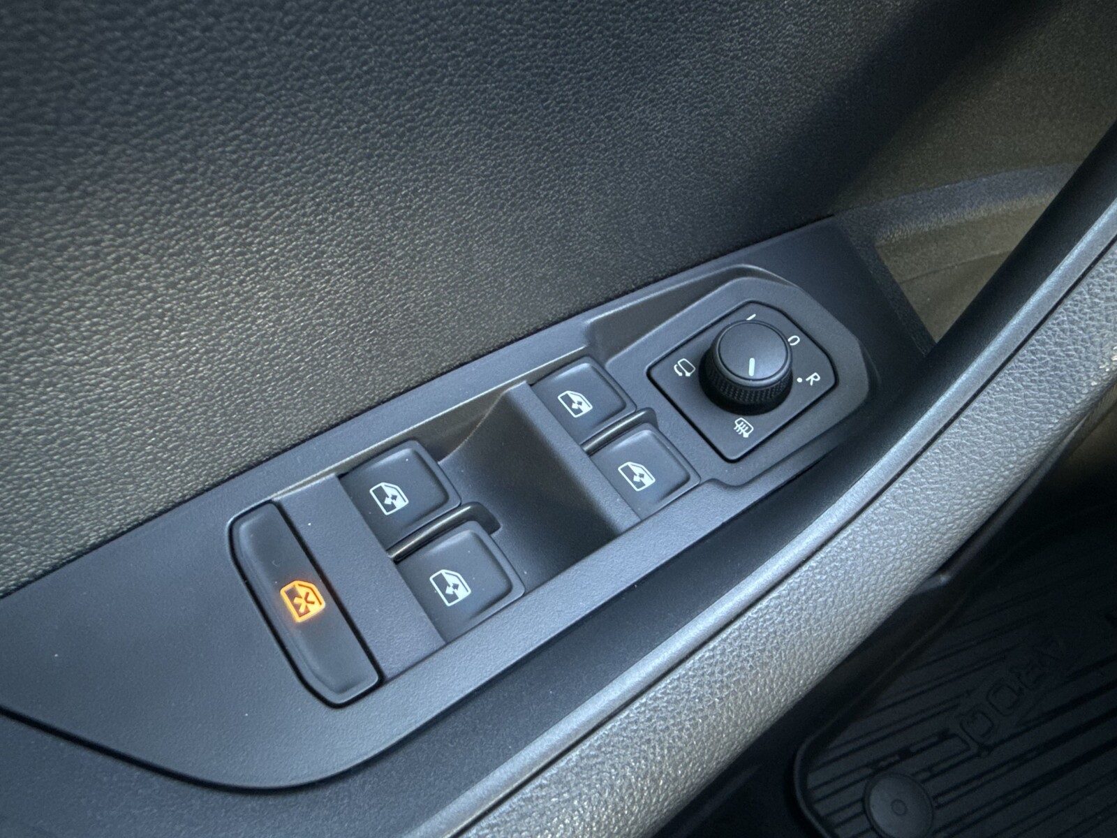Škoda Karoq - zdjęcie 11