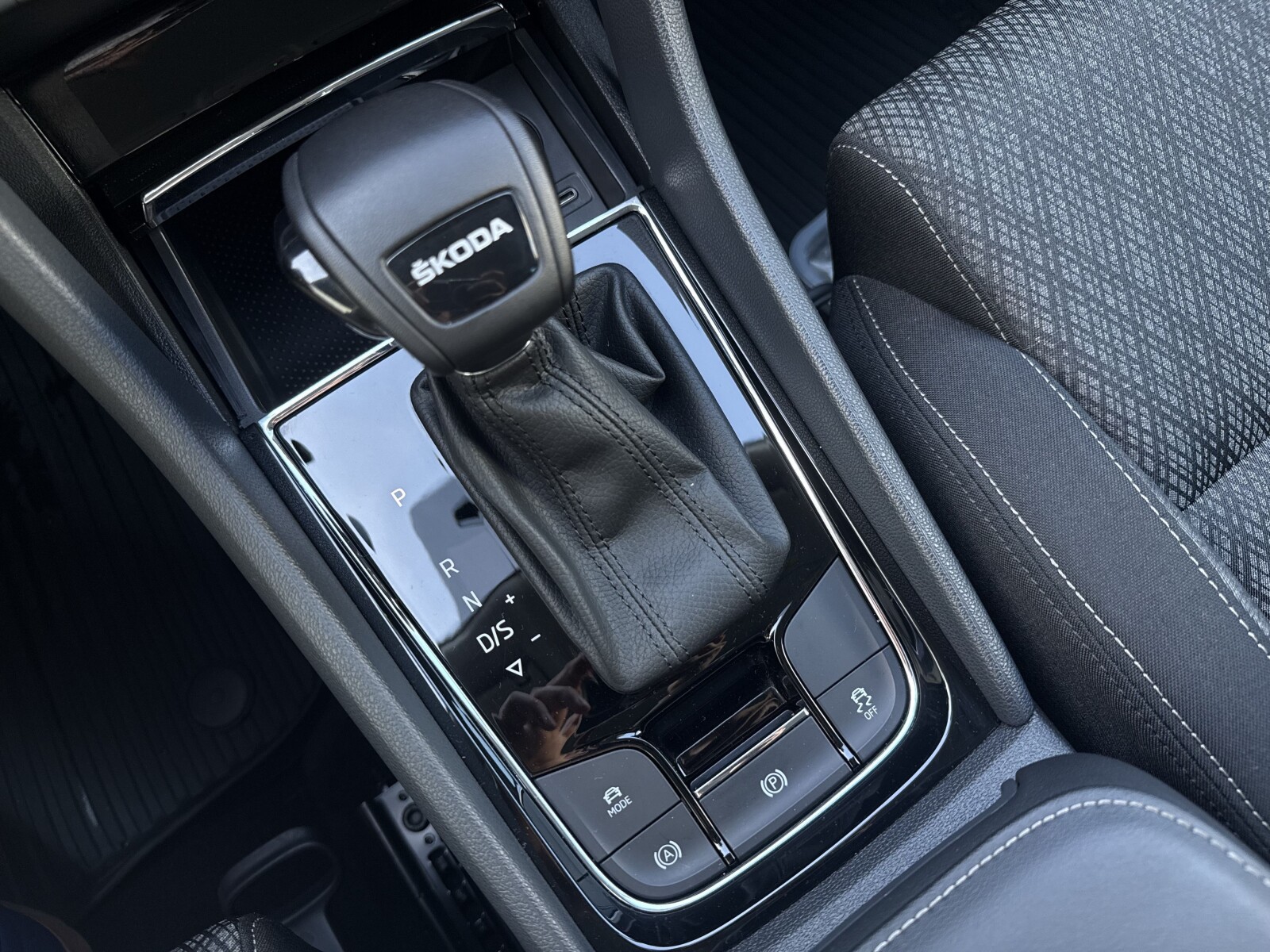 Škoda Karoq - zdjęcie 20