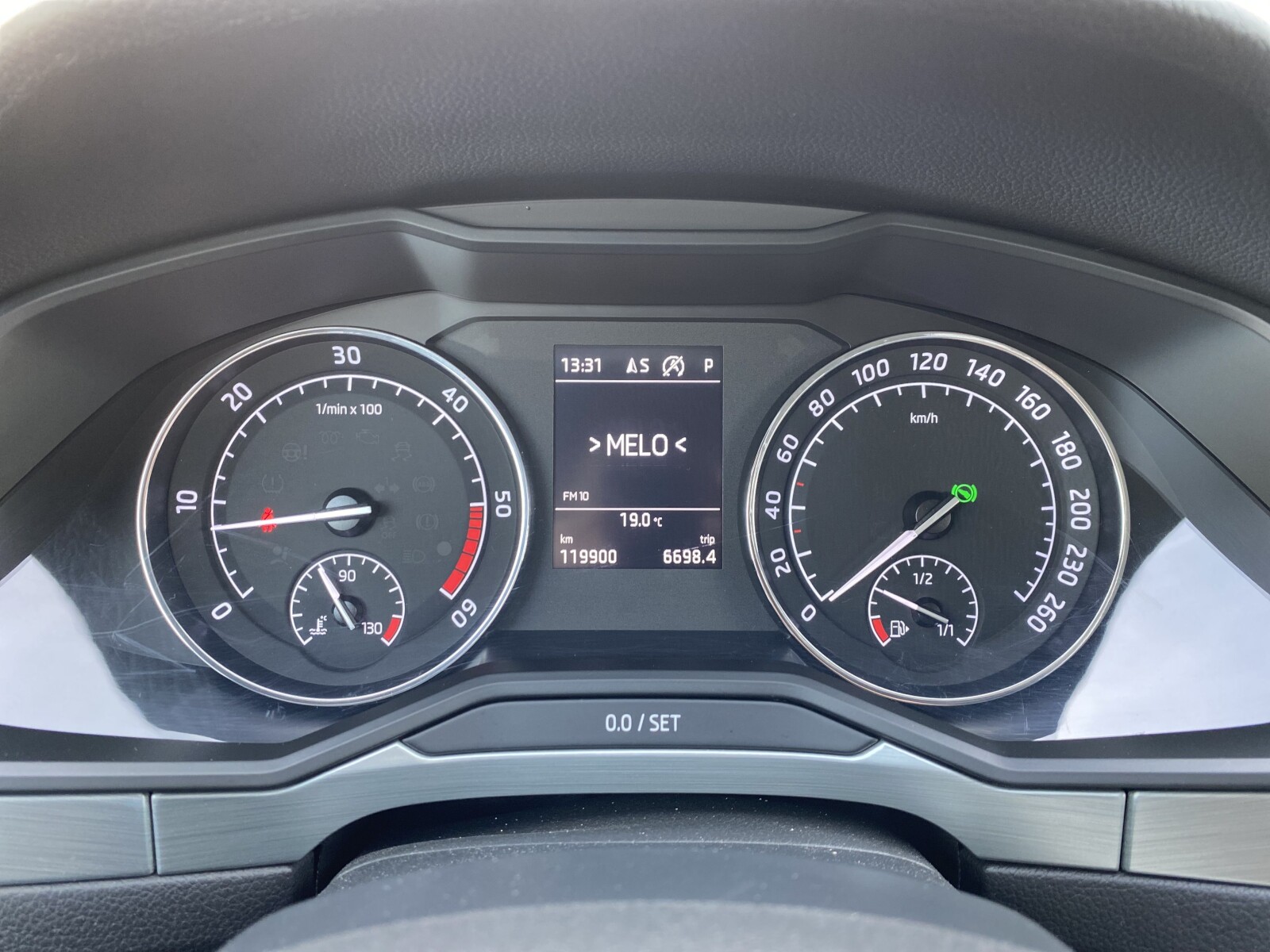 Škoda Superb - zdjęcie 29