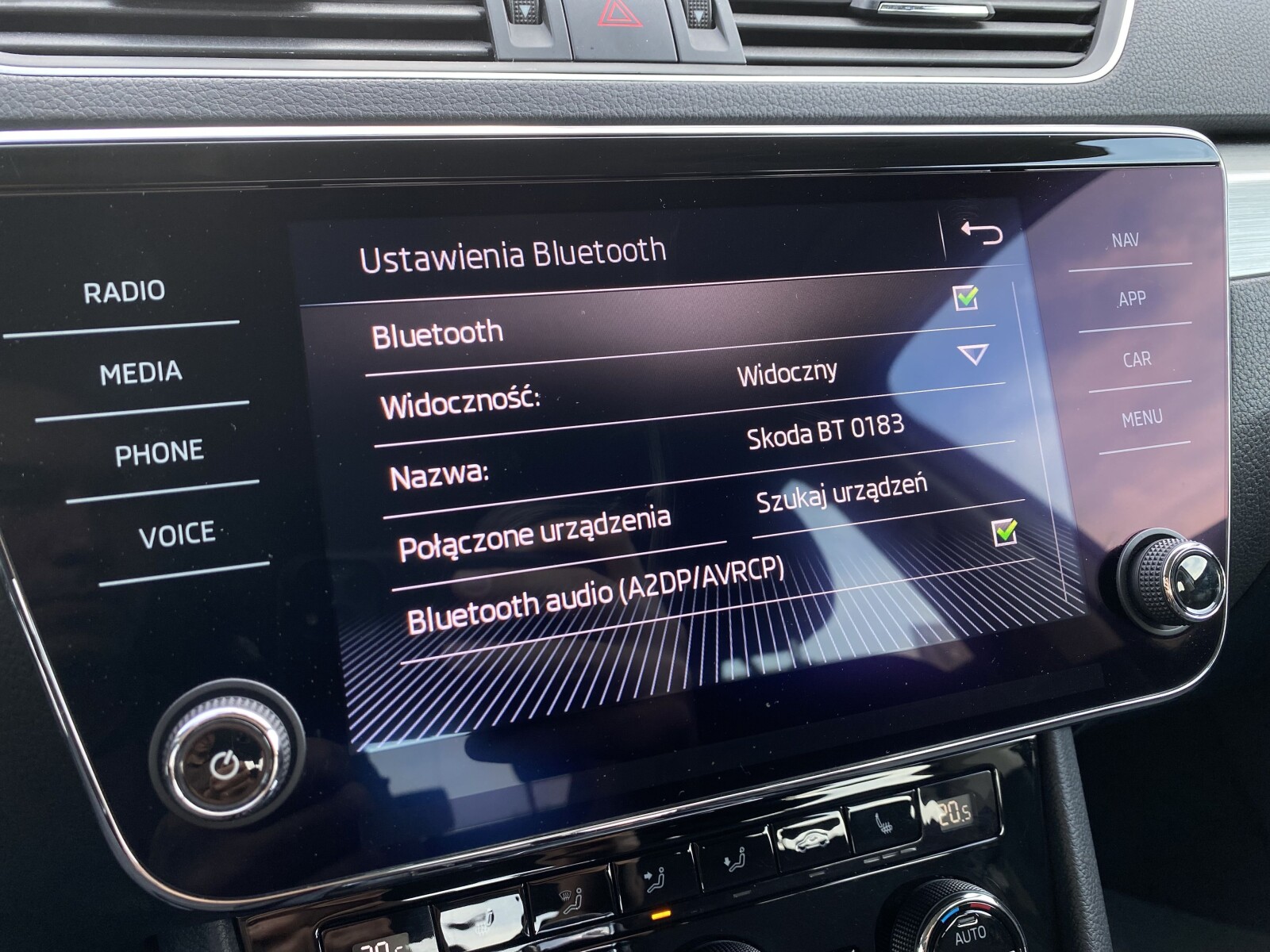 Škoda Superb - zdjęcie 23