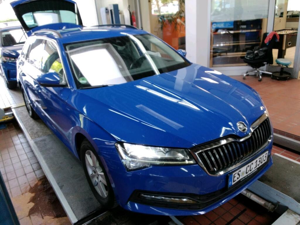 Škoda Superb - zdjęcie 2