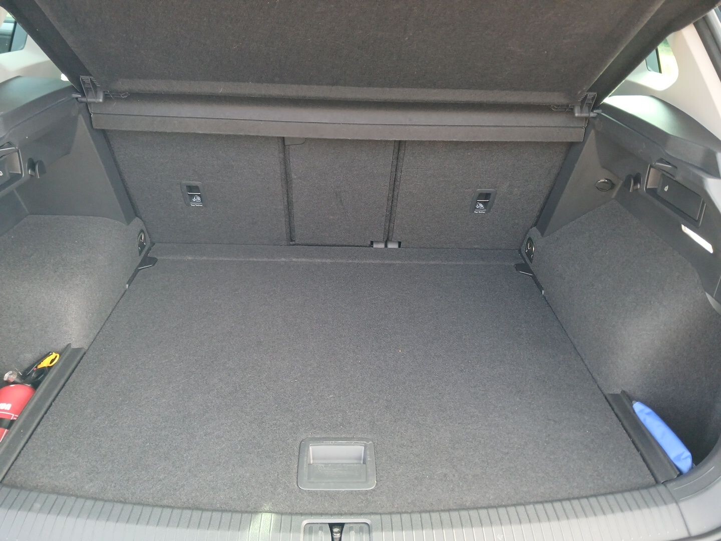 Volkswagen Tiguan - zdjęcie 14