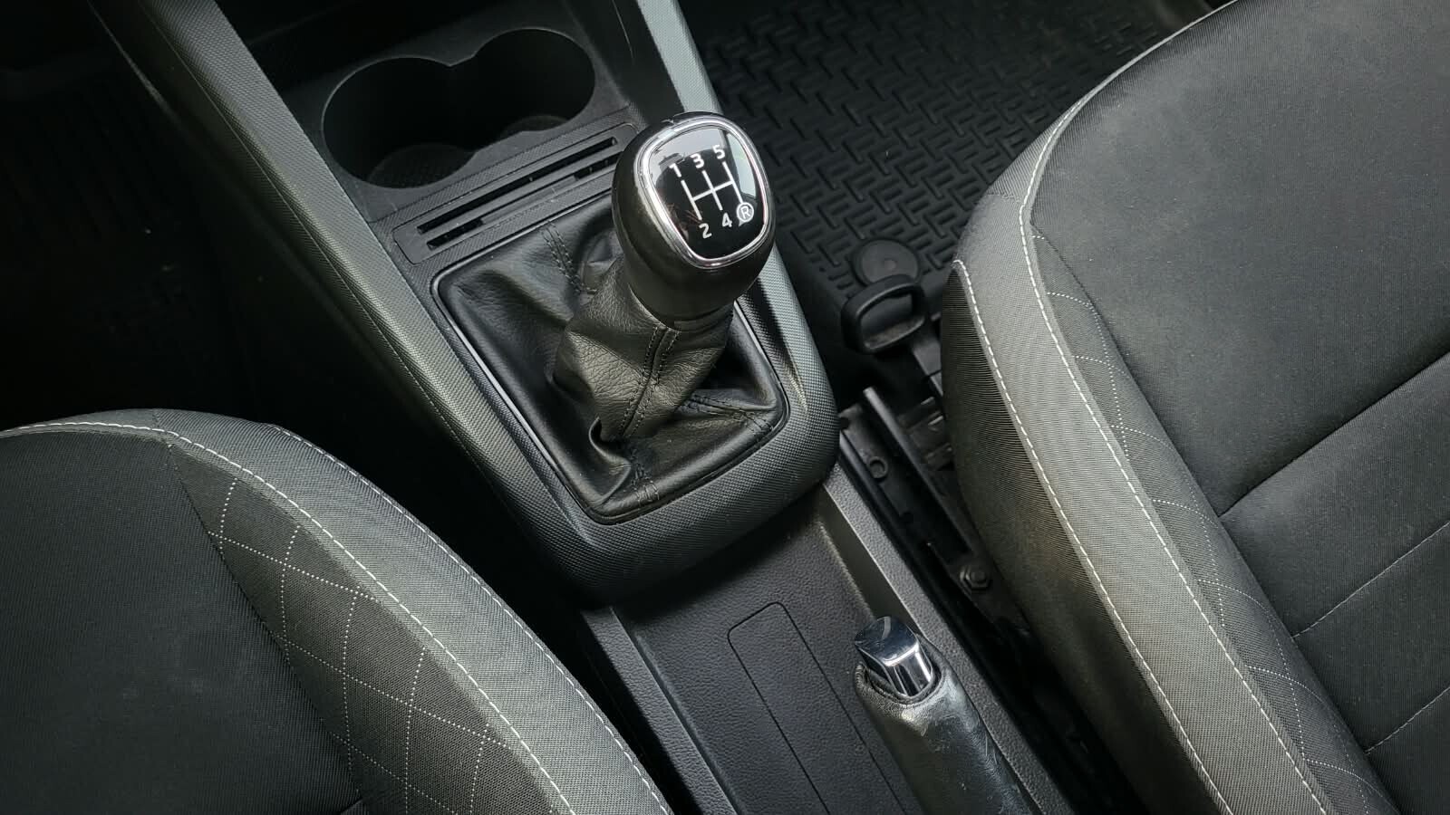 Škoda Fabia - zdjęcie 16