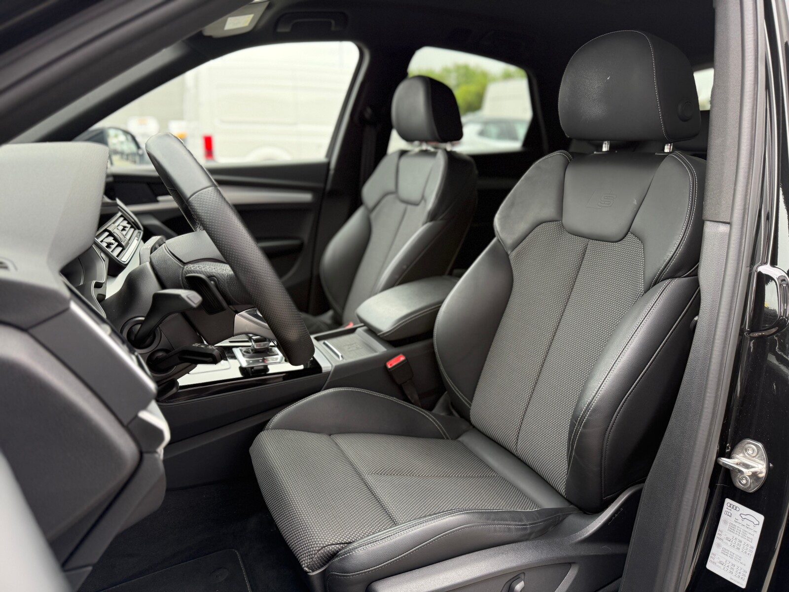 Audi Q5 Sportback TFSI e - zdjęcie 19