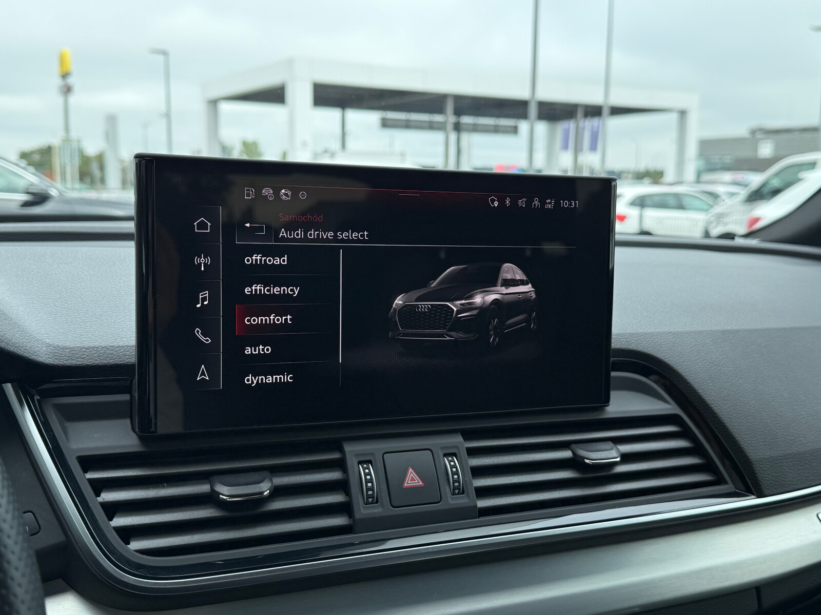Audi Q5 Sportback TFSI e - zdjęcie 31