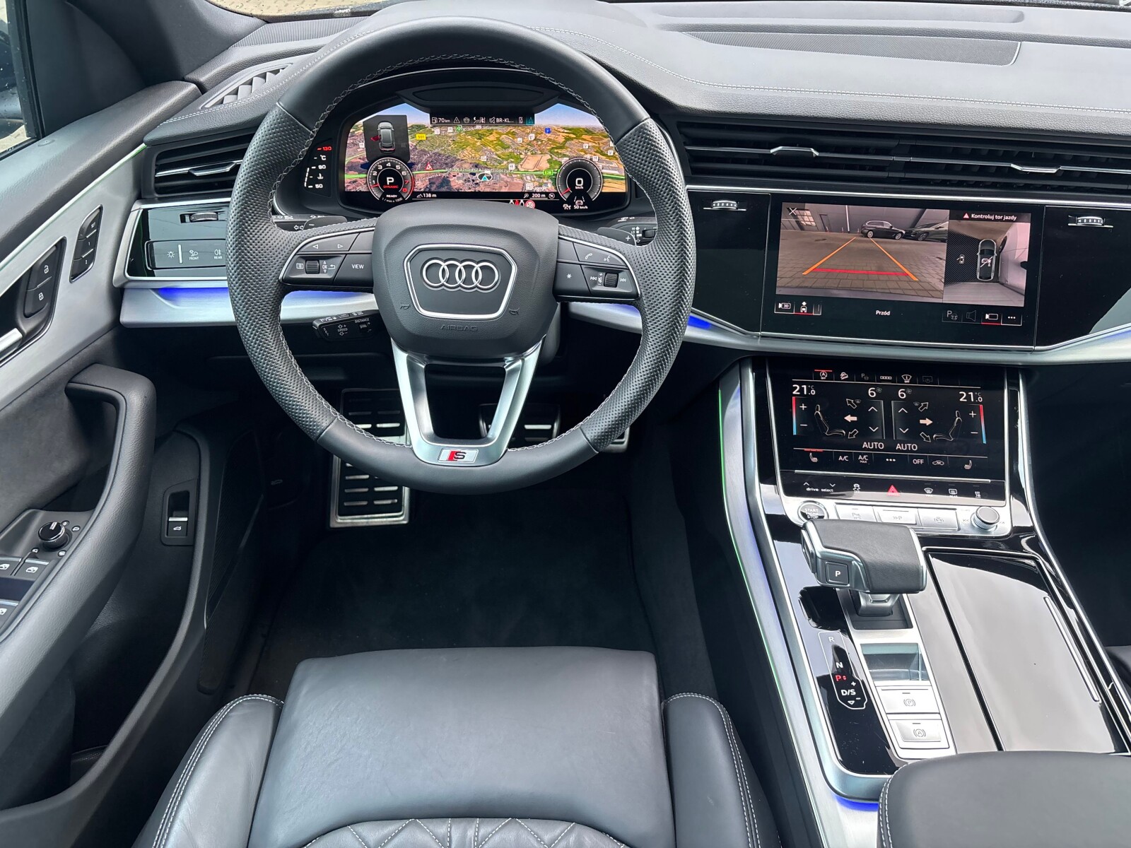 Audi Q8 - zdjęcie 10