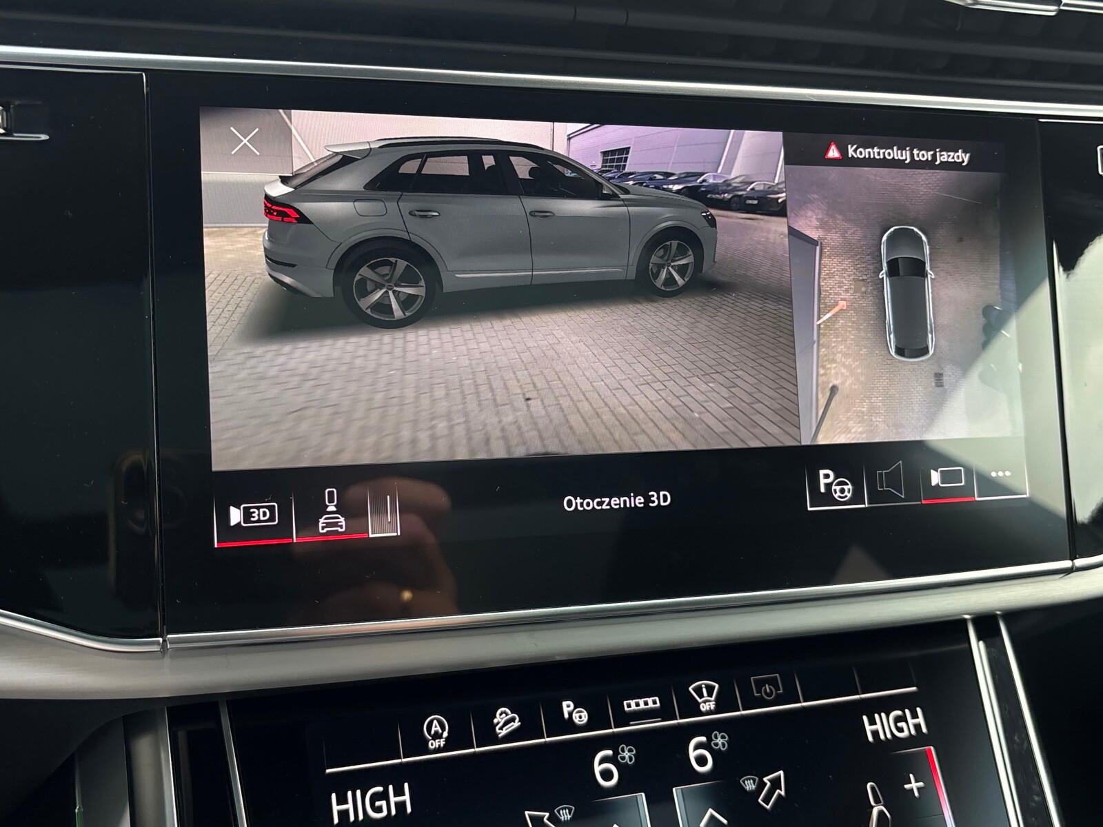 Audi Q8 - zdjęcie 21