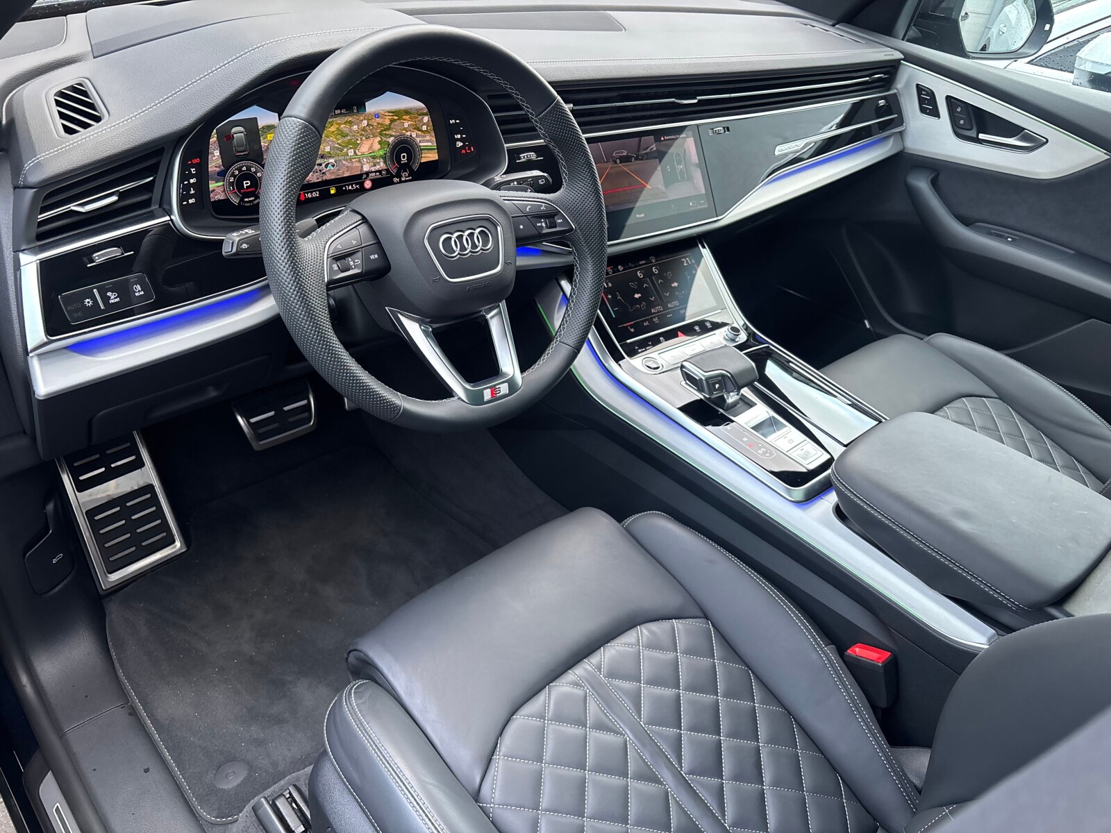 Audi Q8 - zdjęcie 17