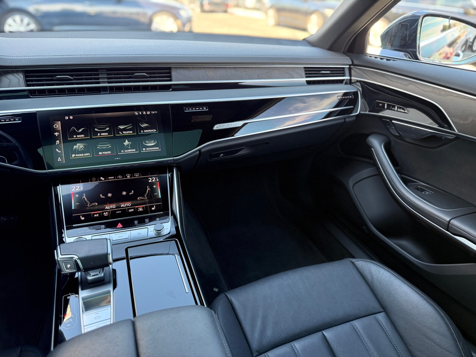 Audi A8 - zdjęcie 16
